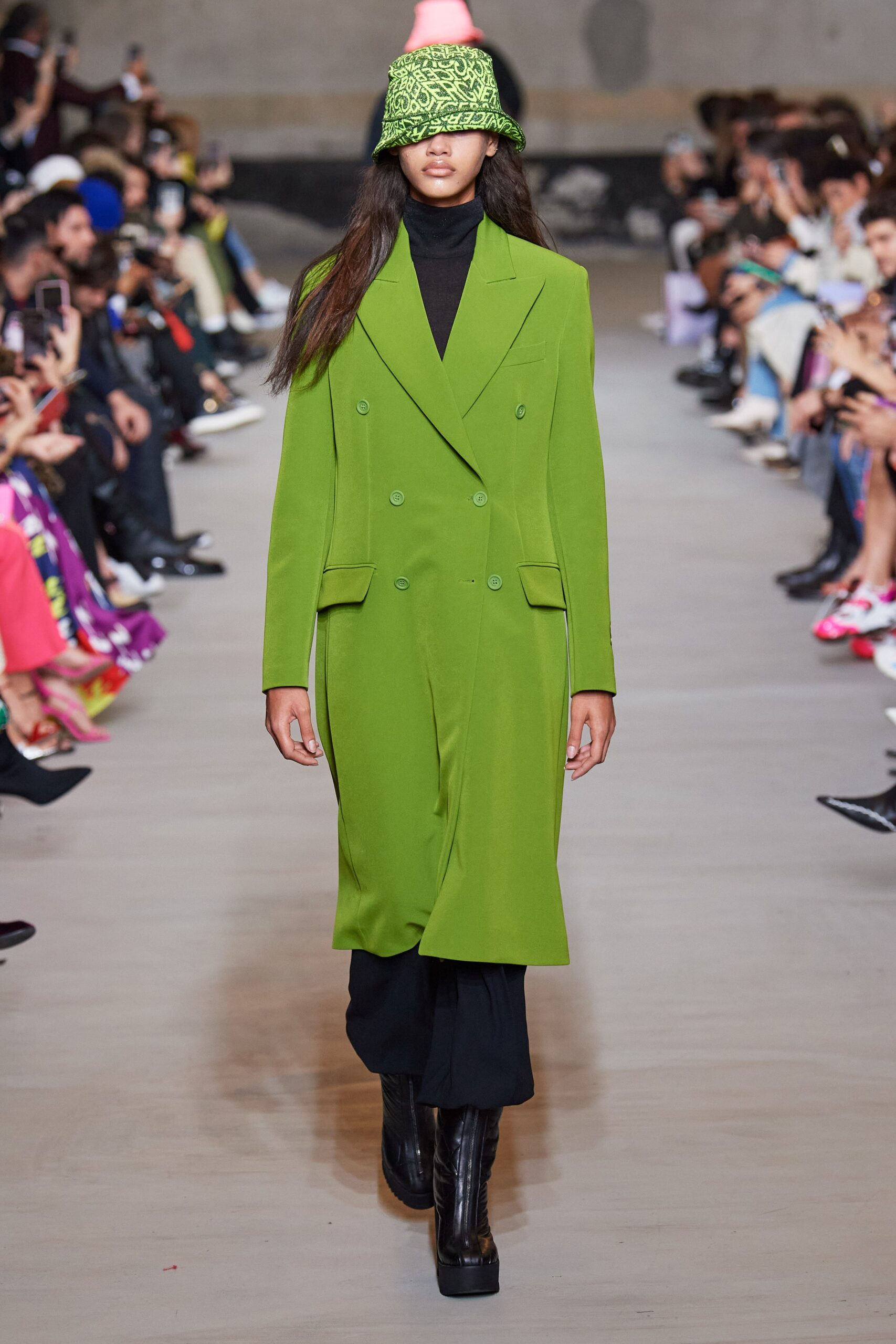 Iceberg F/W 20 Look 23