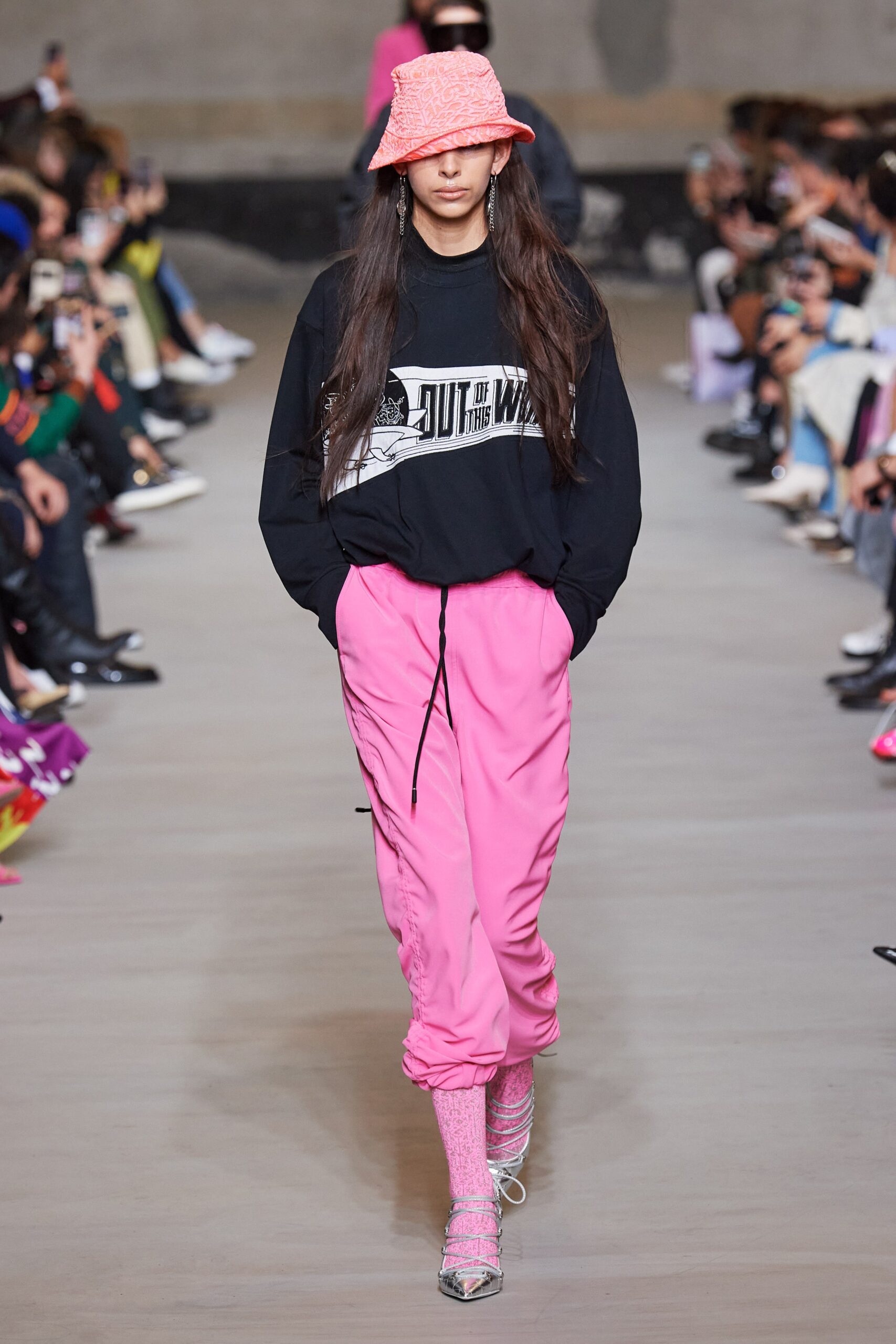 Iceberg F/W 20 Look 24