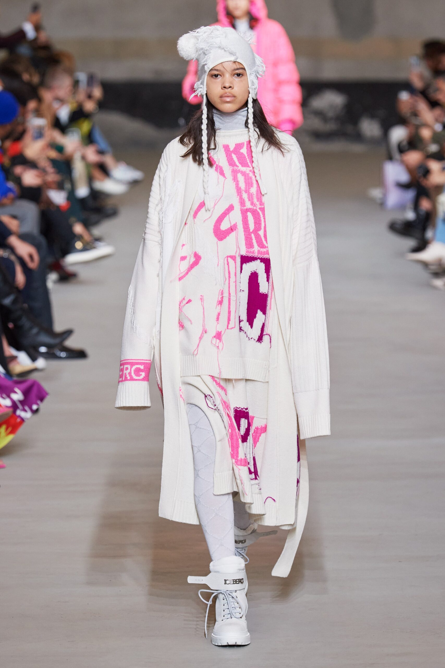 Iceberg F/W 20 Look 32