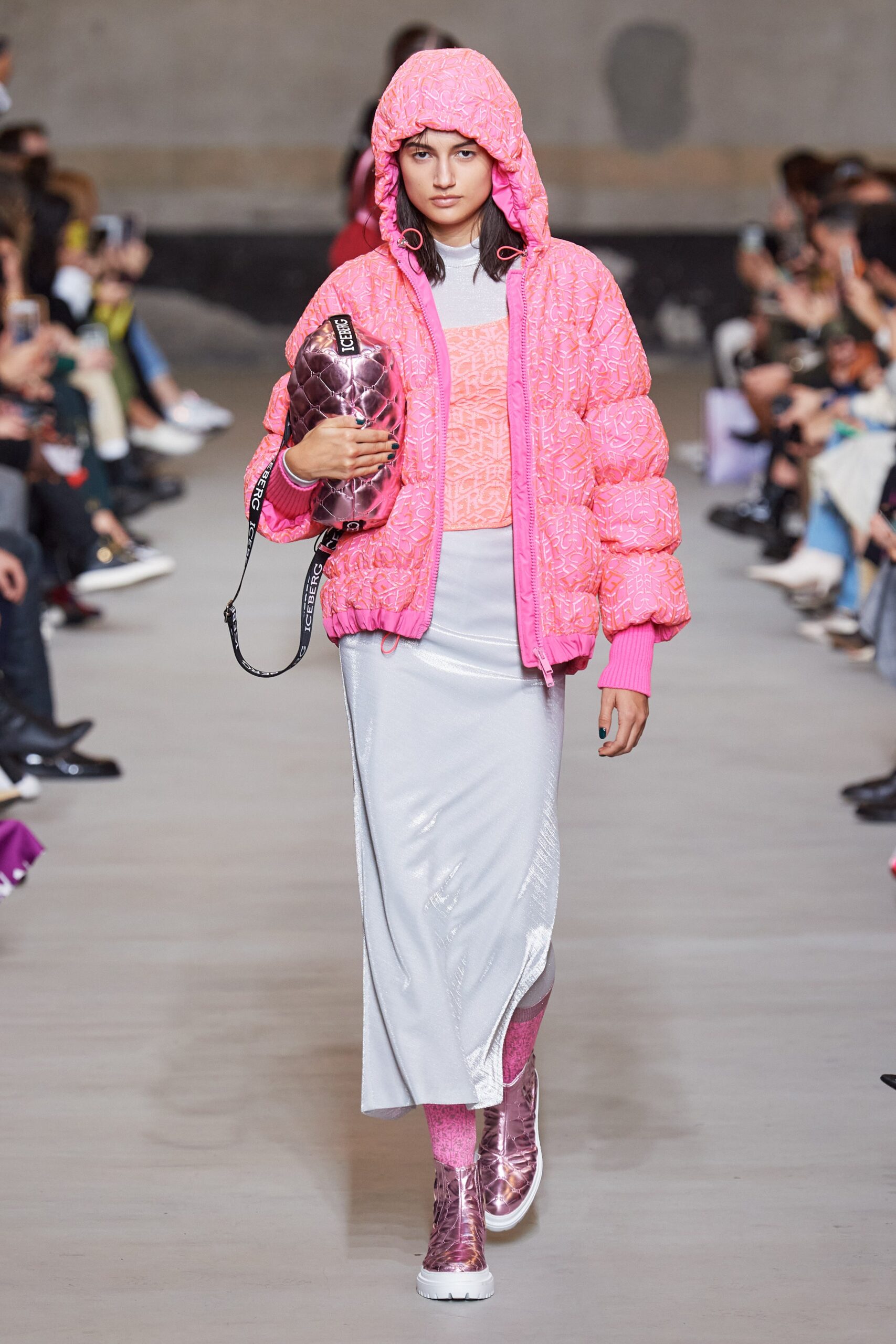 Iceberg F/W 20 Look 33