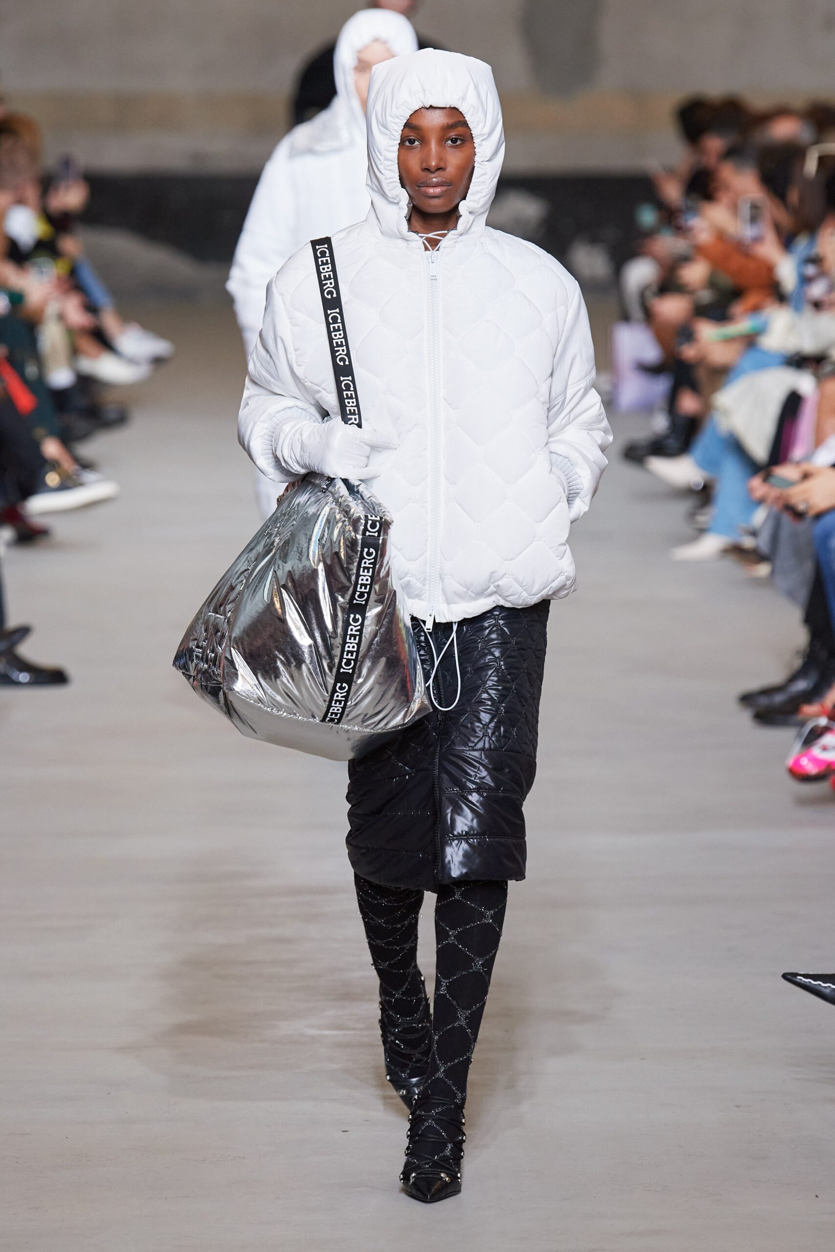 Iceberg F/W 20 Look 36