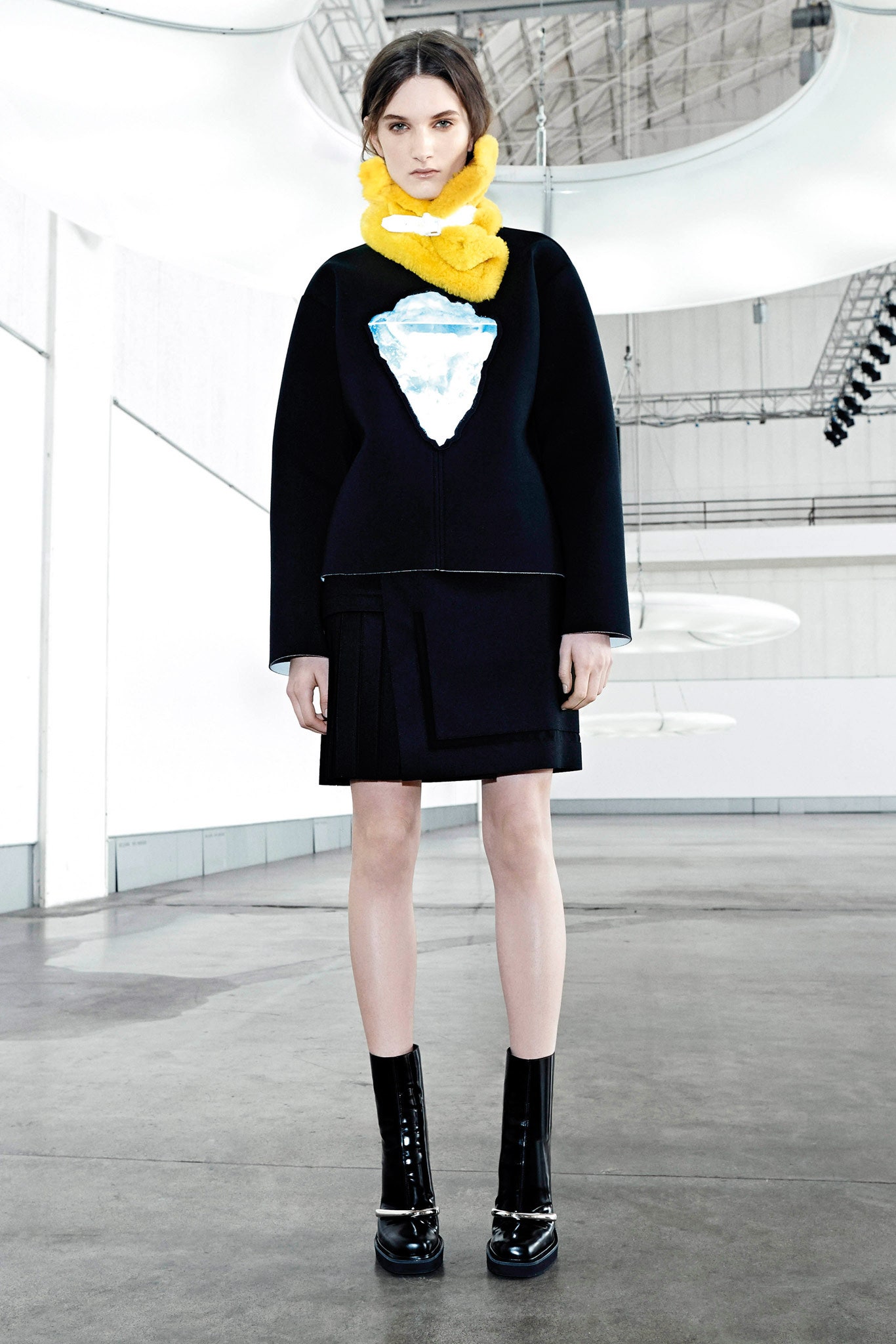 Iceberg F/W 14 Look 7
