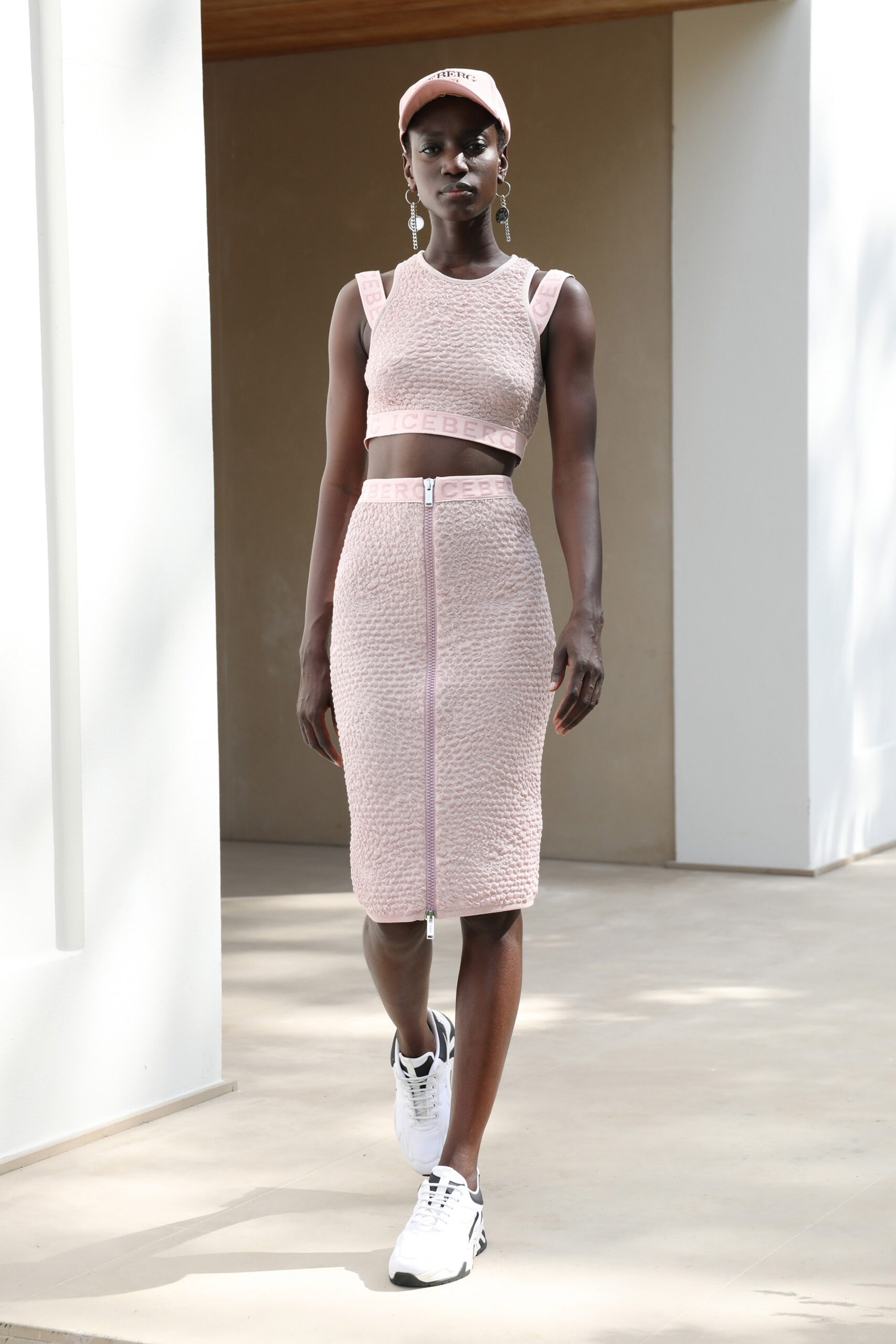 Iceberg S/S 21 Look 34