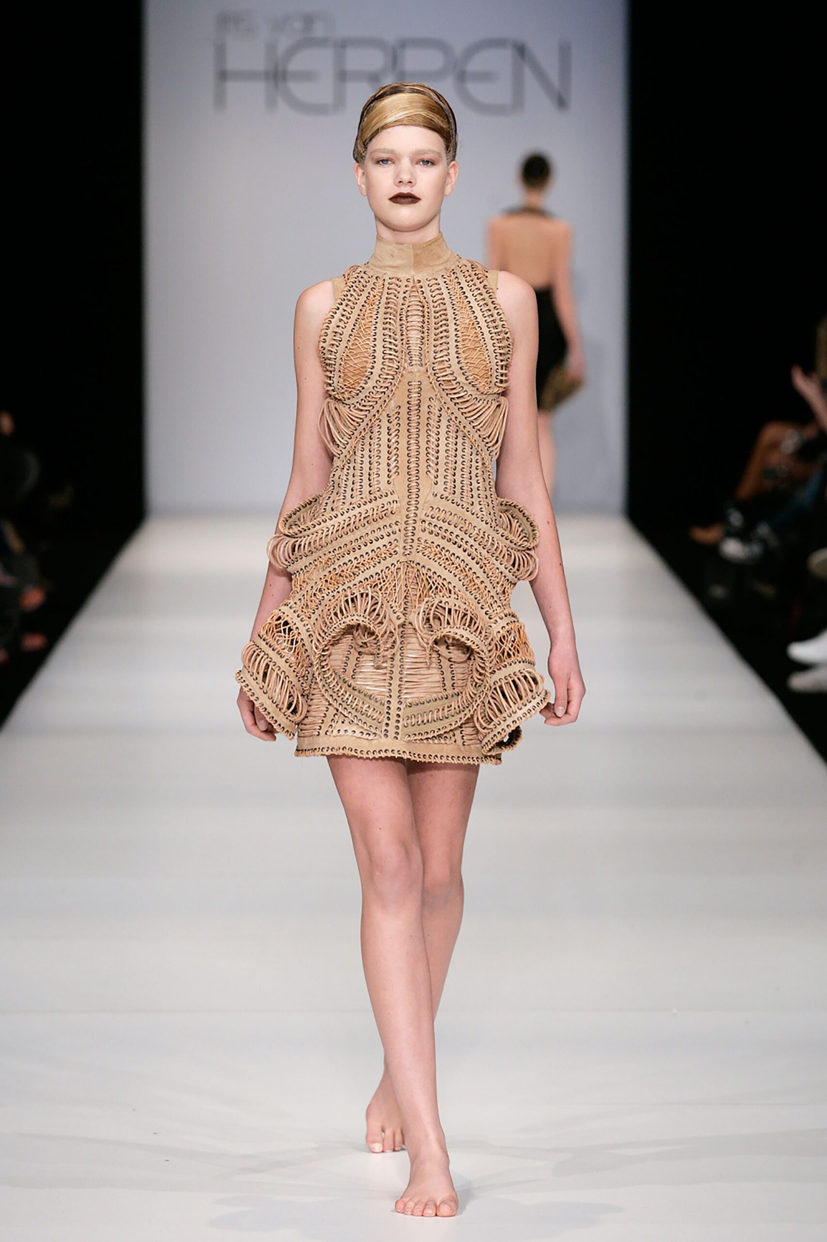 Iris van Herpen F/W 09 Look 5
