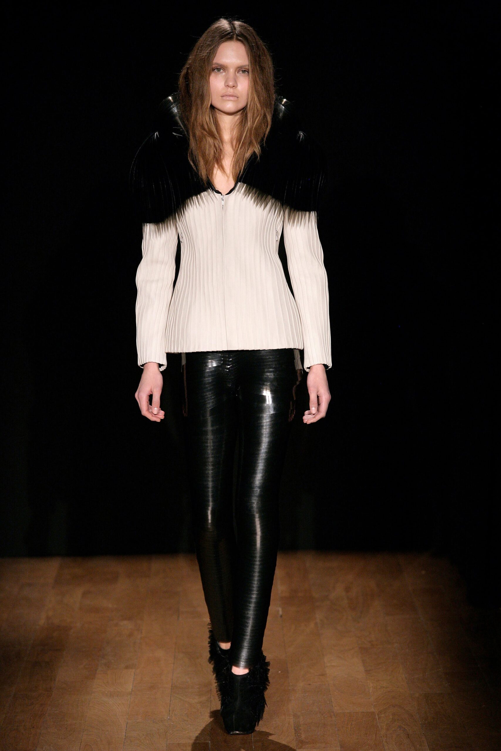 Iris van Herpen S/S 11 Couture Look 6