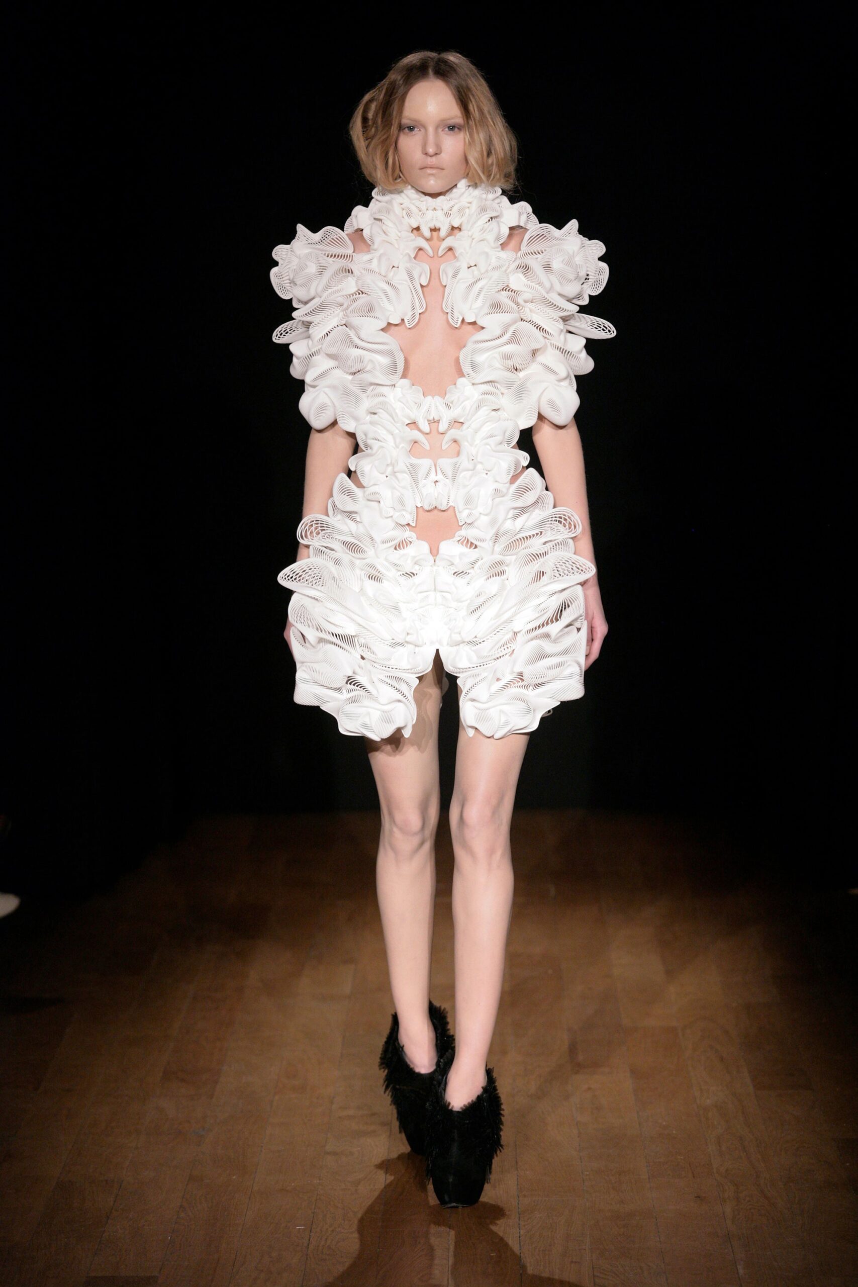 Iris van Herpen S/S 11 Couture Look 11