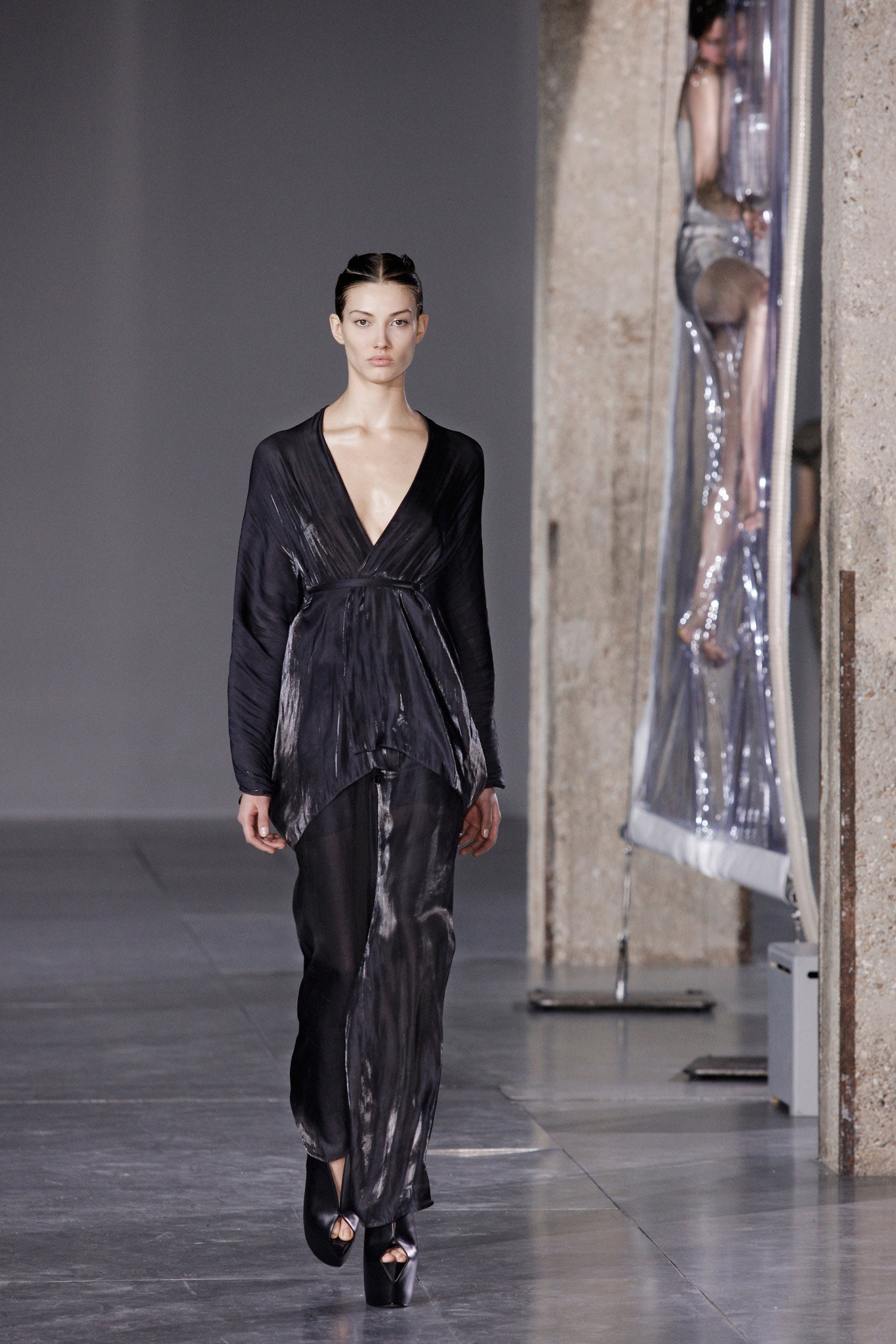 Iris van Herpen F/W 14 Look 4
