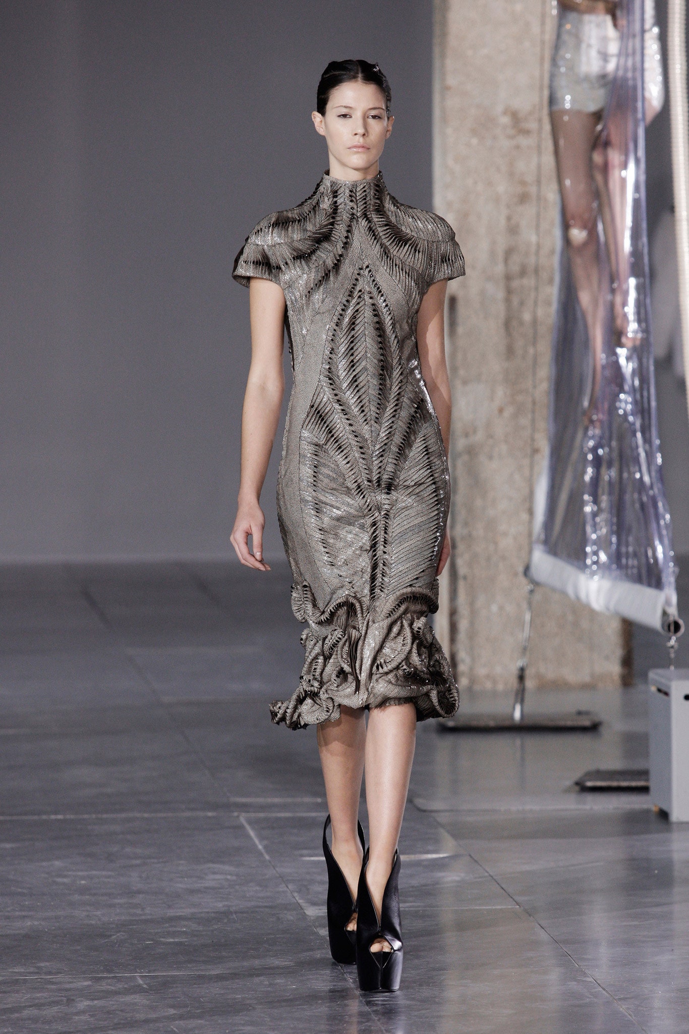 Iris van Herpen F/W 14 Look 12