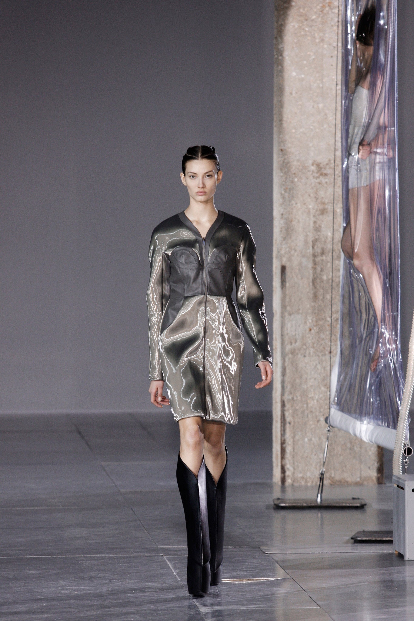 Iris van Herpen F/W 14 Look 17