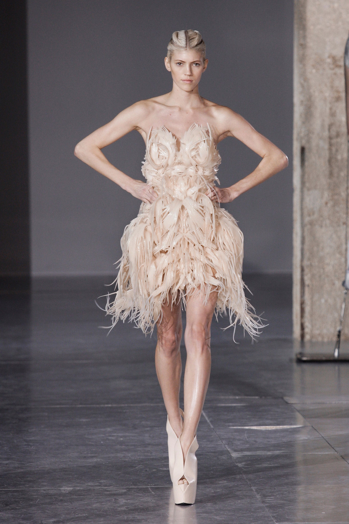 Iris van Herpen F/W 14 Look 26