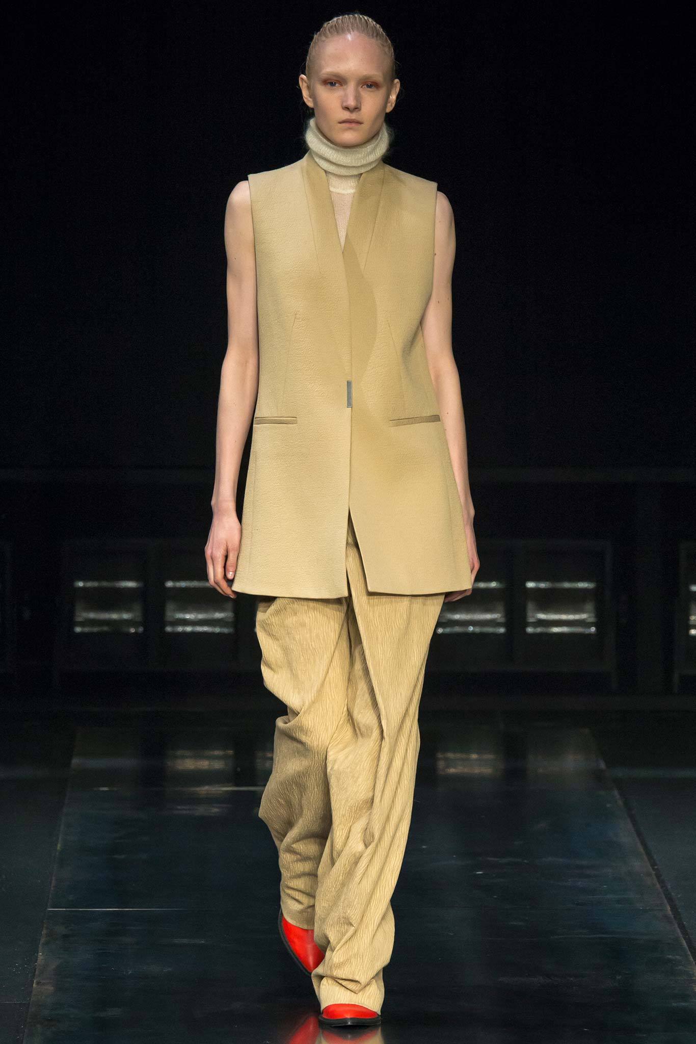Helmut Lang F/W 14 Look 3