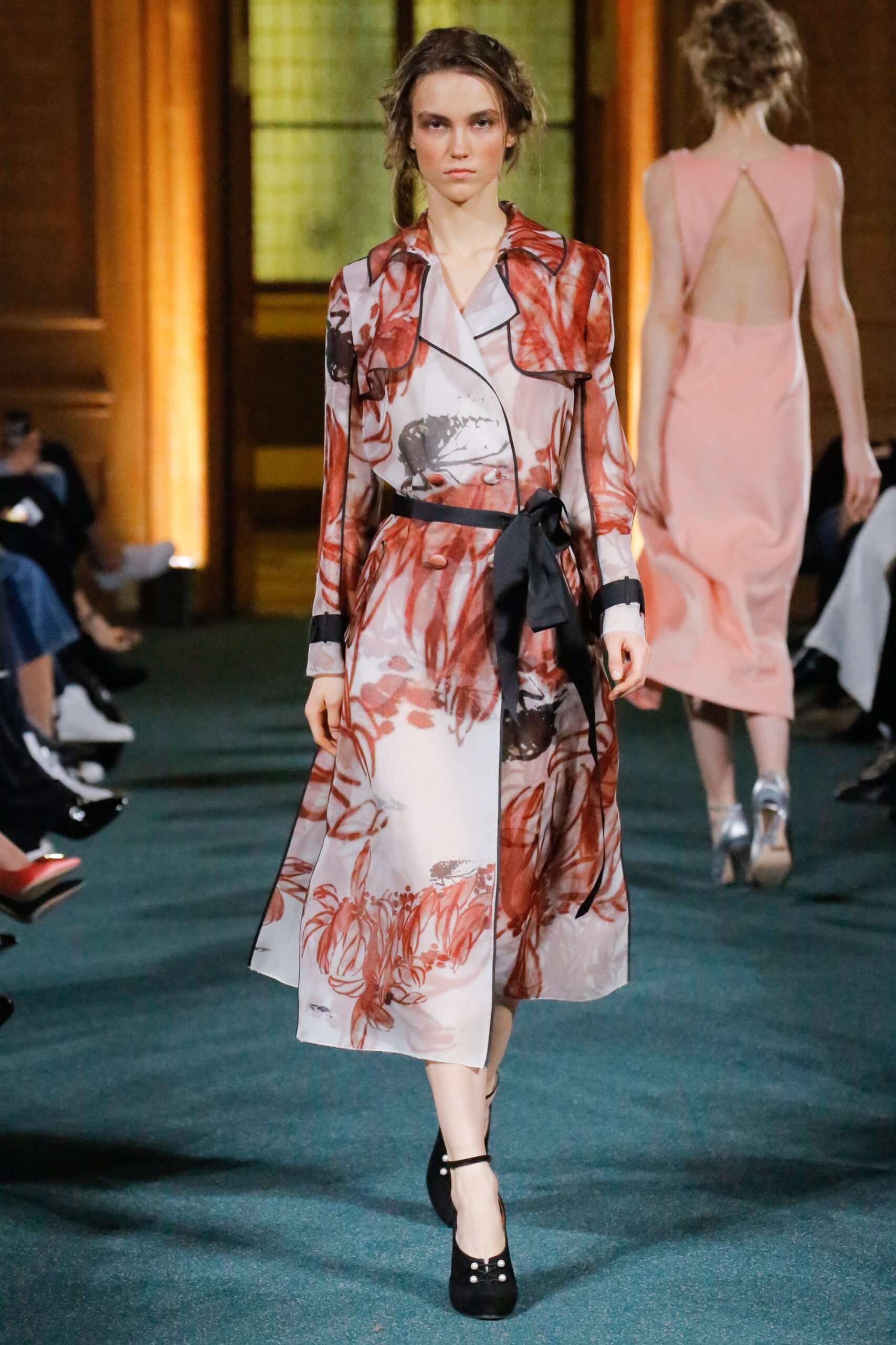 Huishan Zhang F/W 17 Look 7