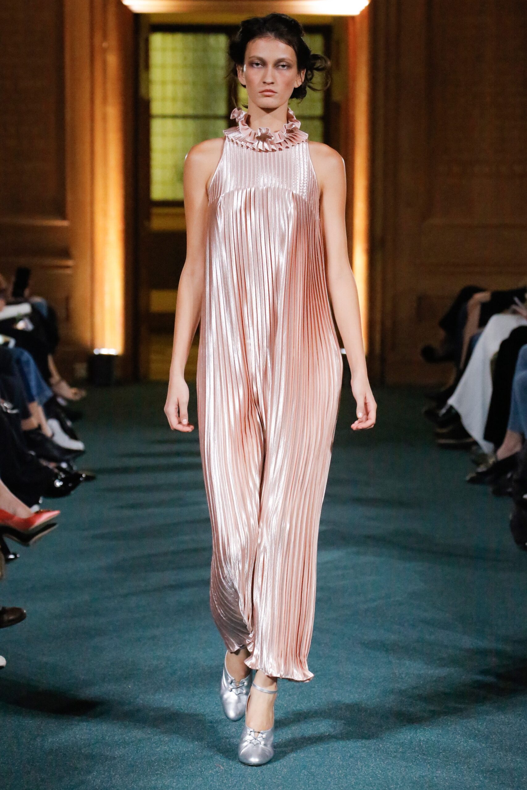 Huishan Zhang F/W 17 Look 10