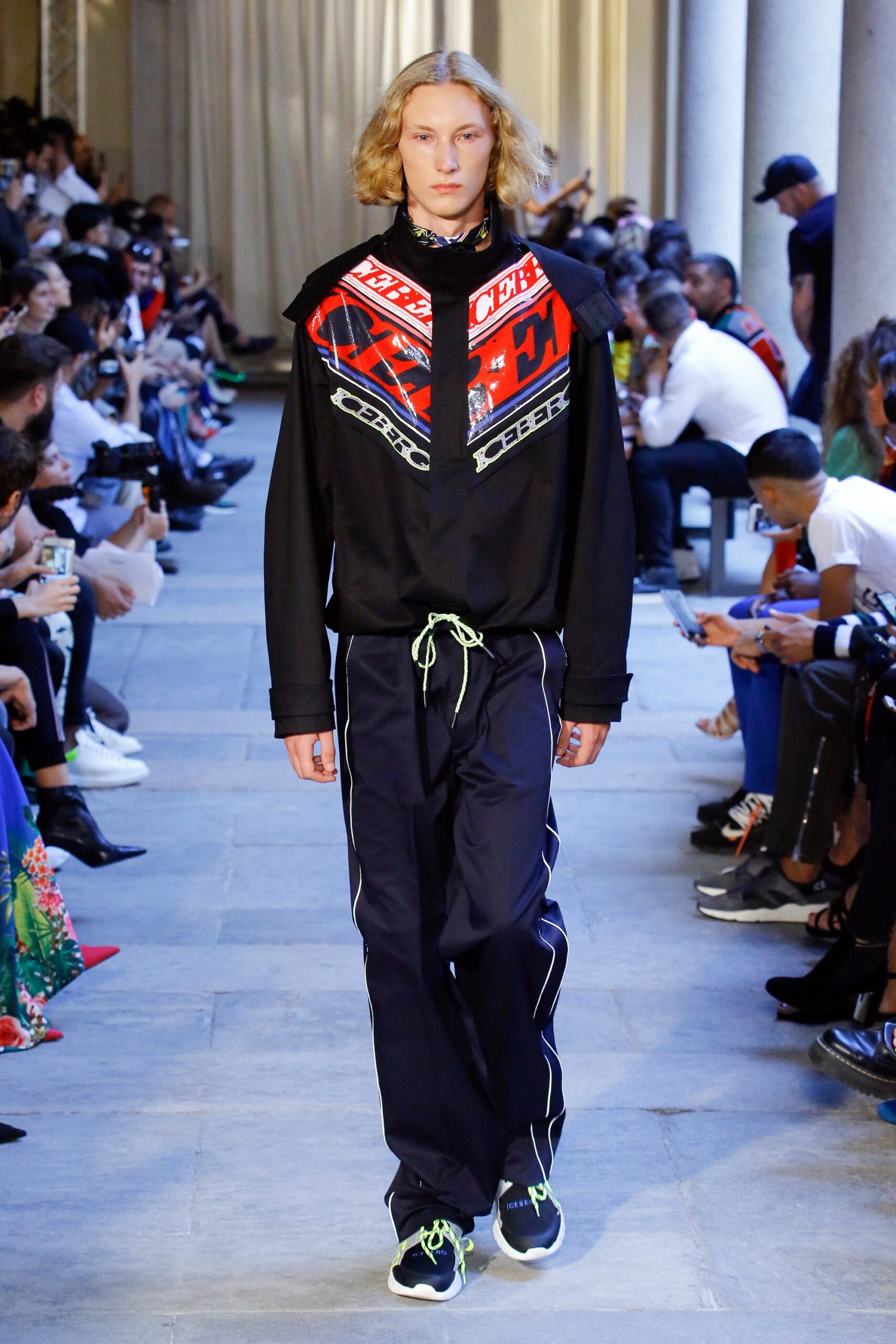 Iceberg S/S 19 Look 11