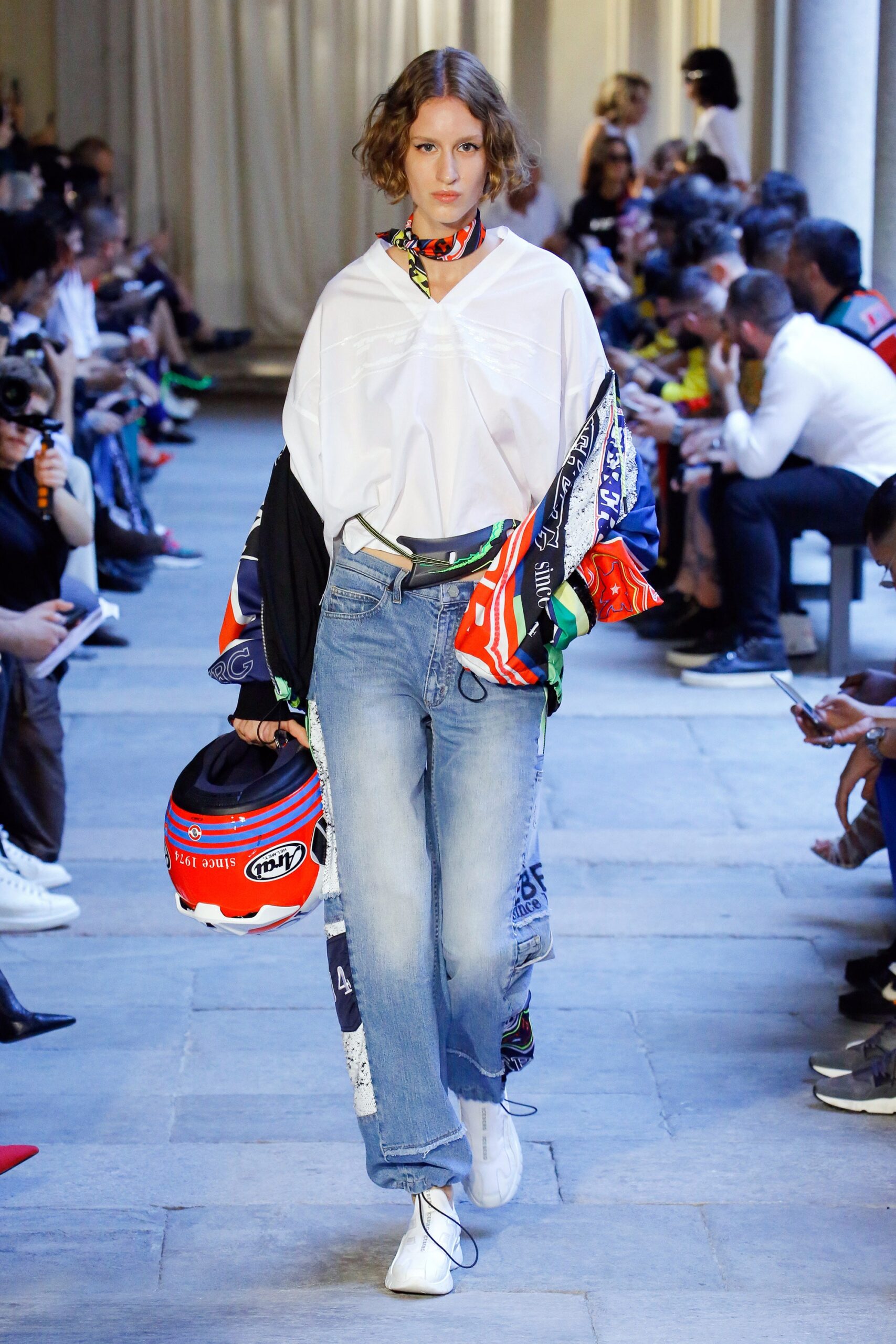 Iceberg S/S 19 Look 12