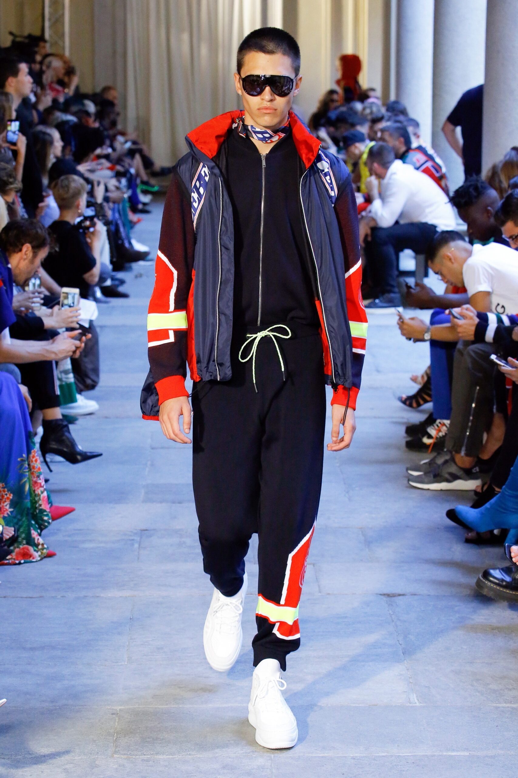 Iceberg S/S 19 Look 19