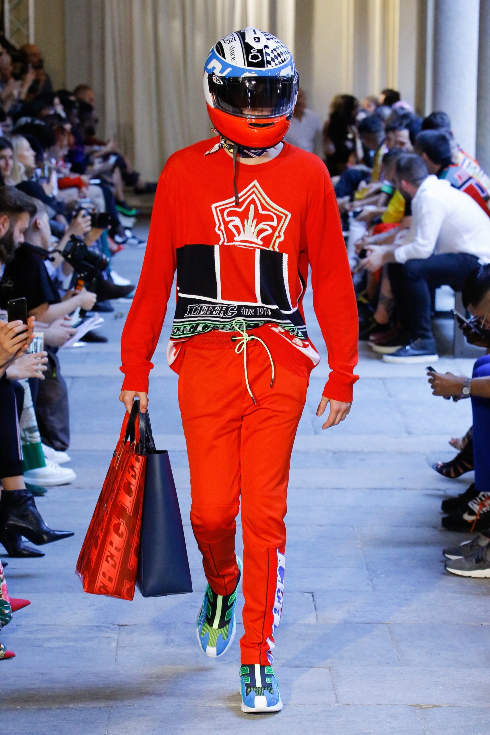 Iceberg S/S 19 Look 23