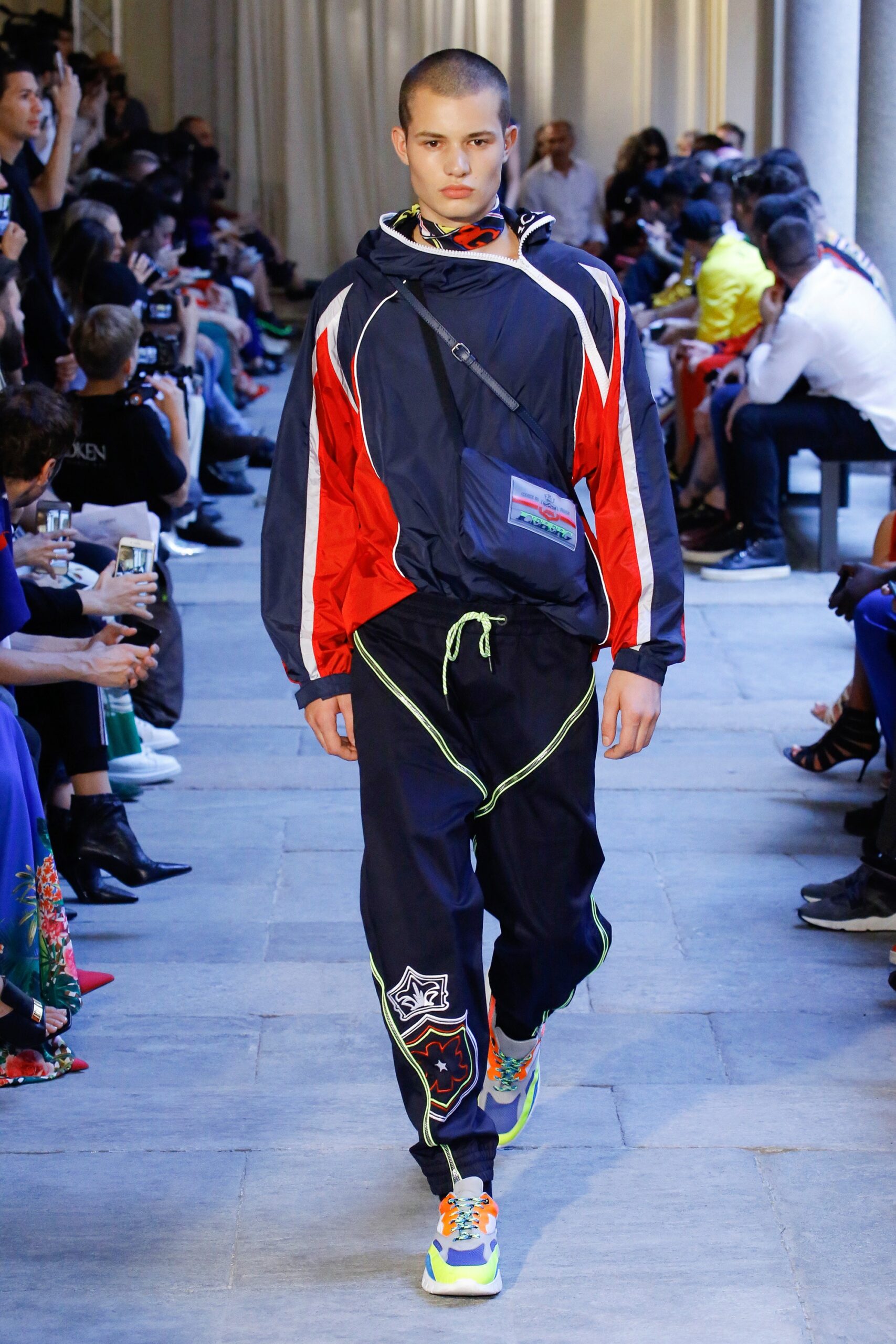 Iceberg S/S 19 Look 26