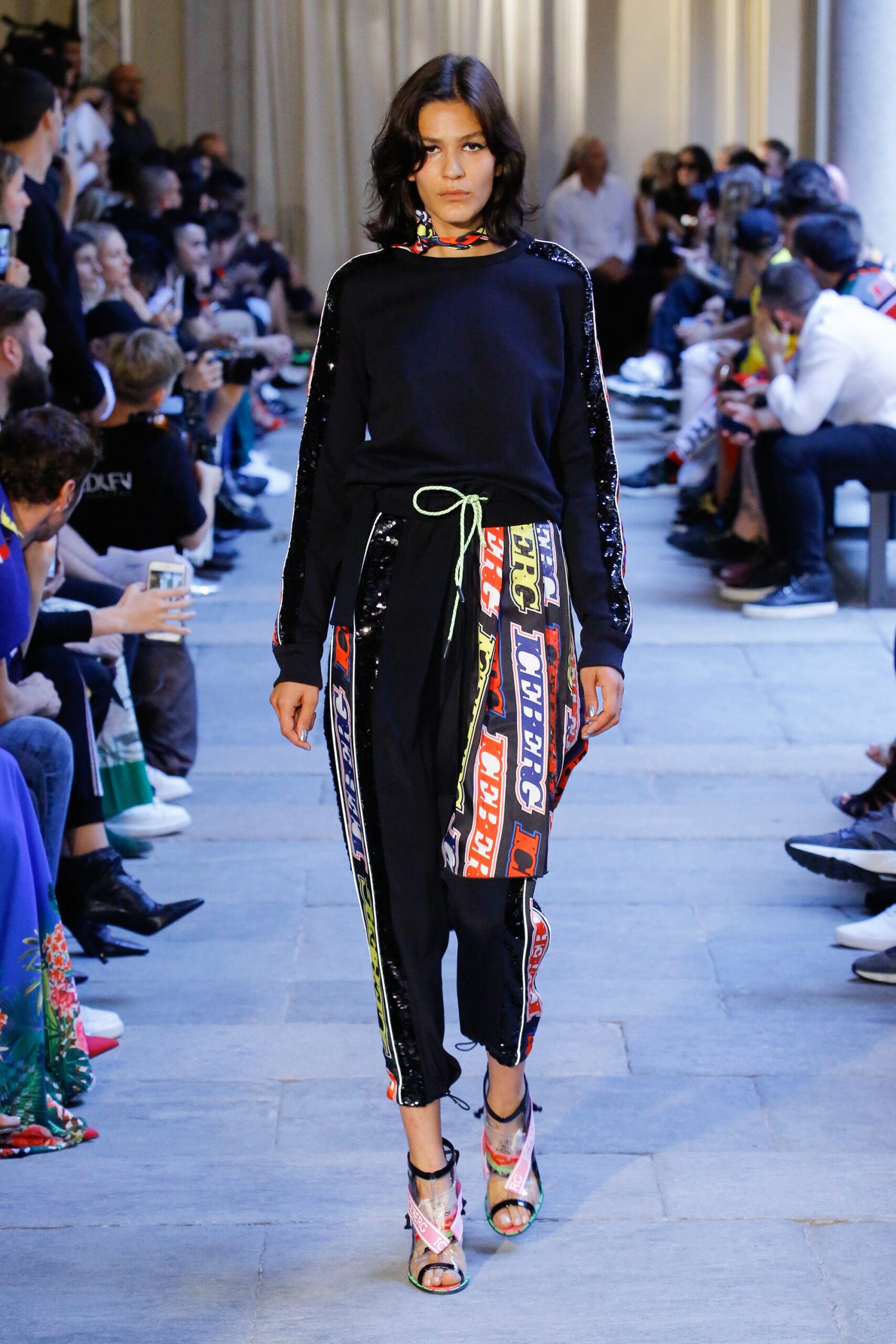 Iceberg S/S 19 Look 31