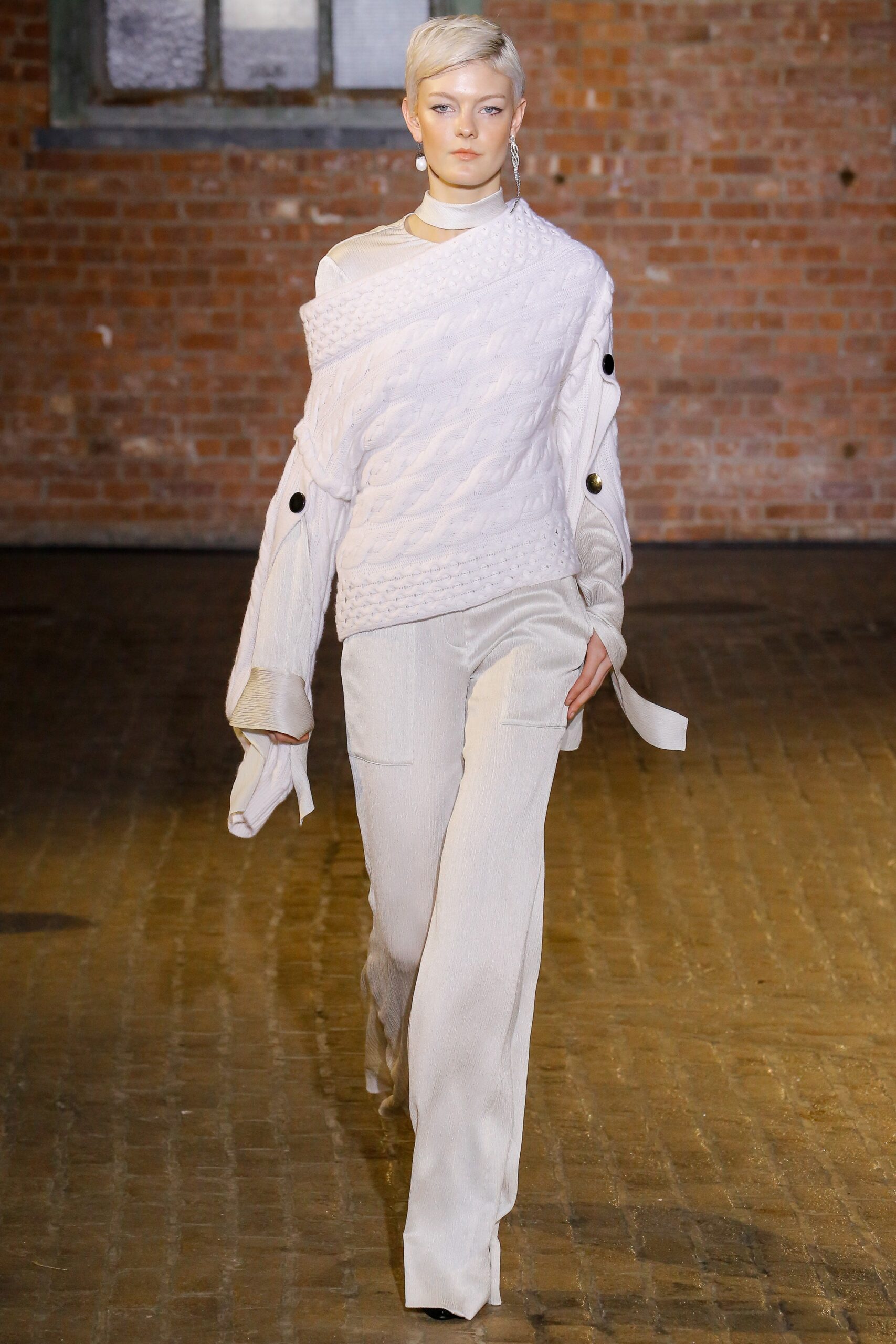 Hellessy F/W 17 Look 4
