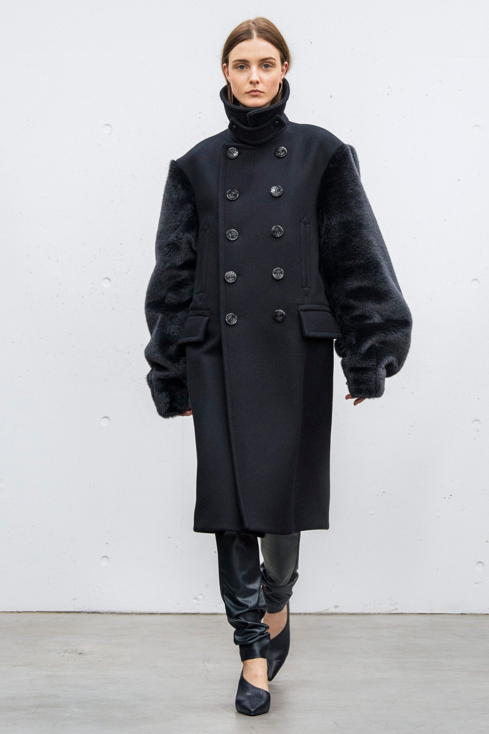 Hyke Tokyo F/W 18 Look 1