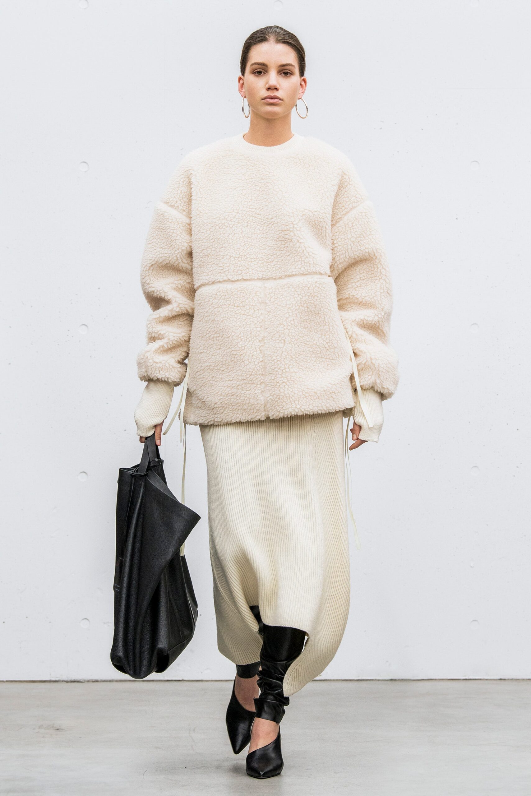 Hyke Tokyo F/W 18 Look 15