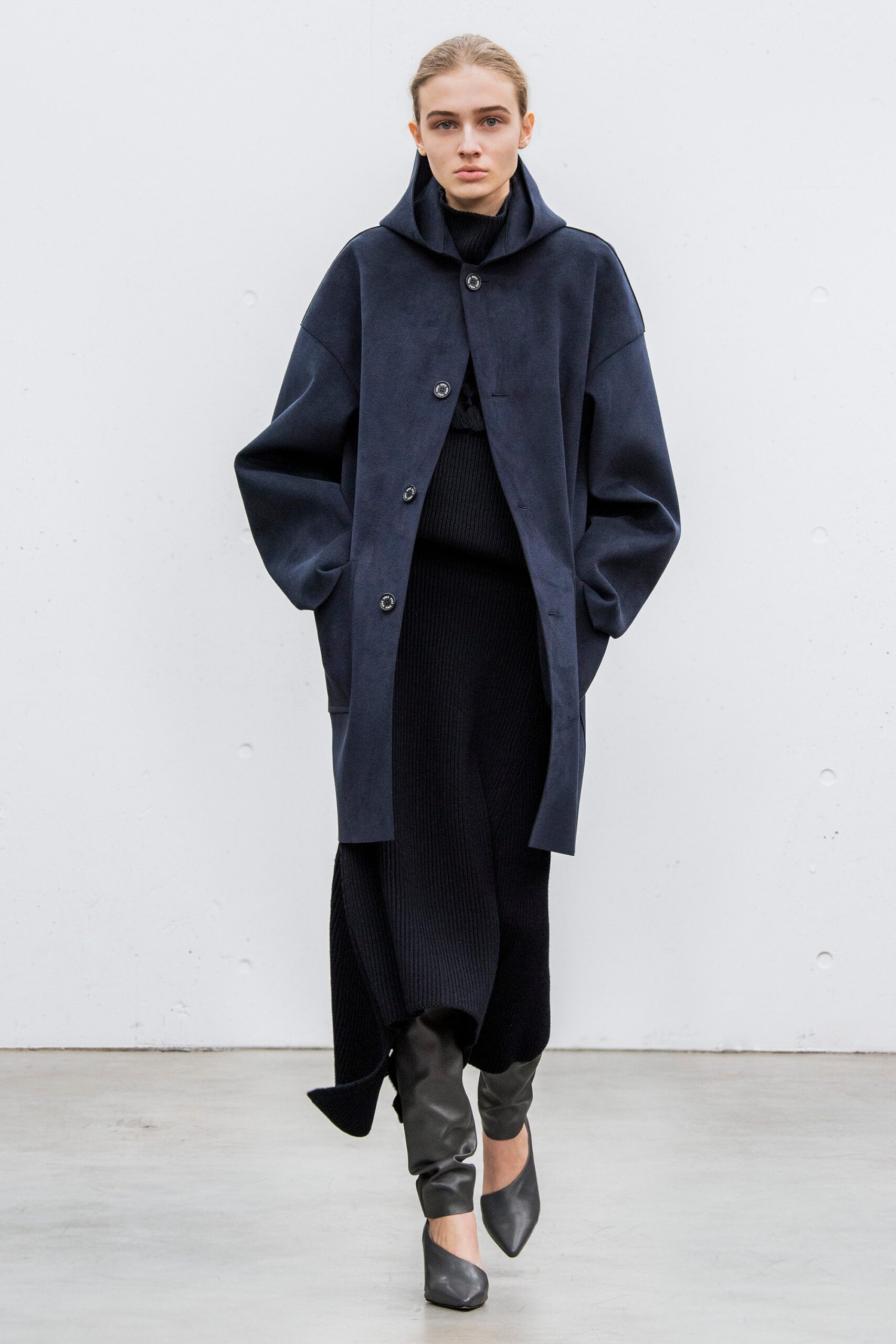 Hyke Tokyo F/W 18 Look 18