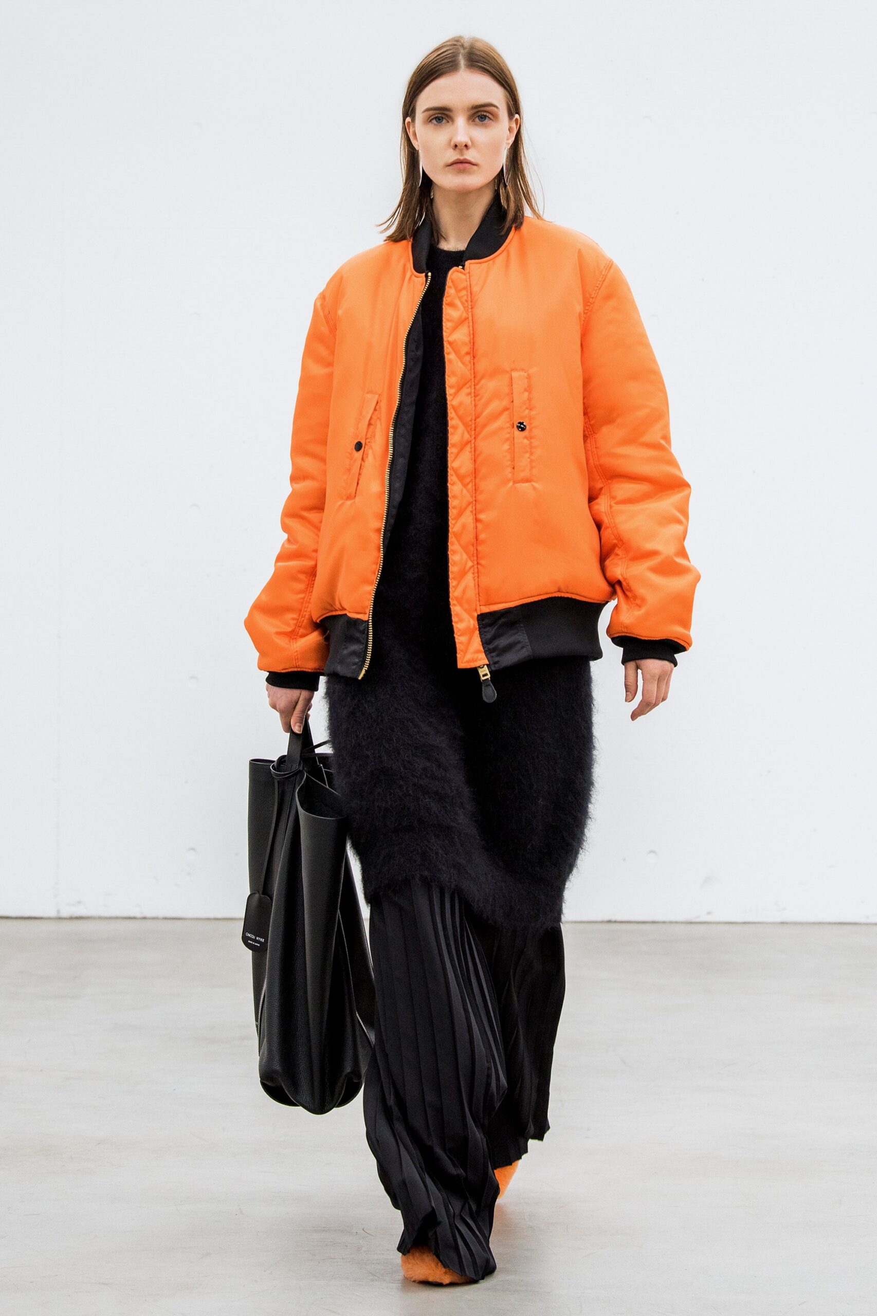 Hyke Tokyo F/W 18 Look 25