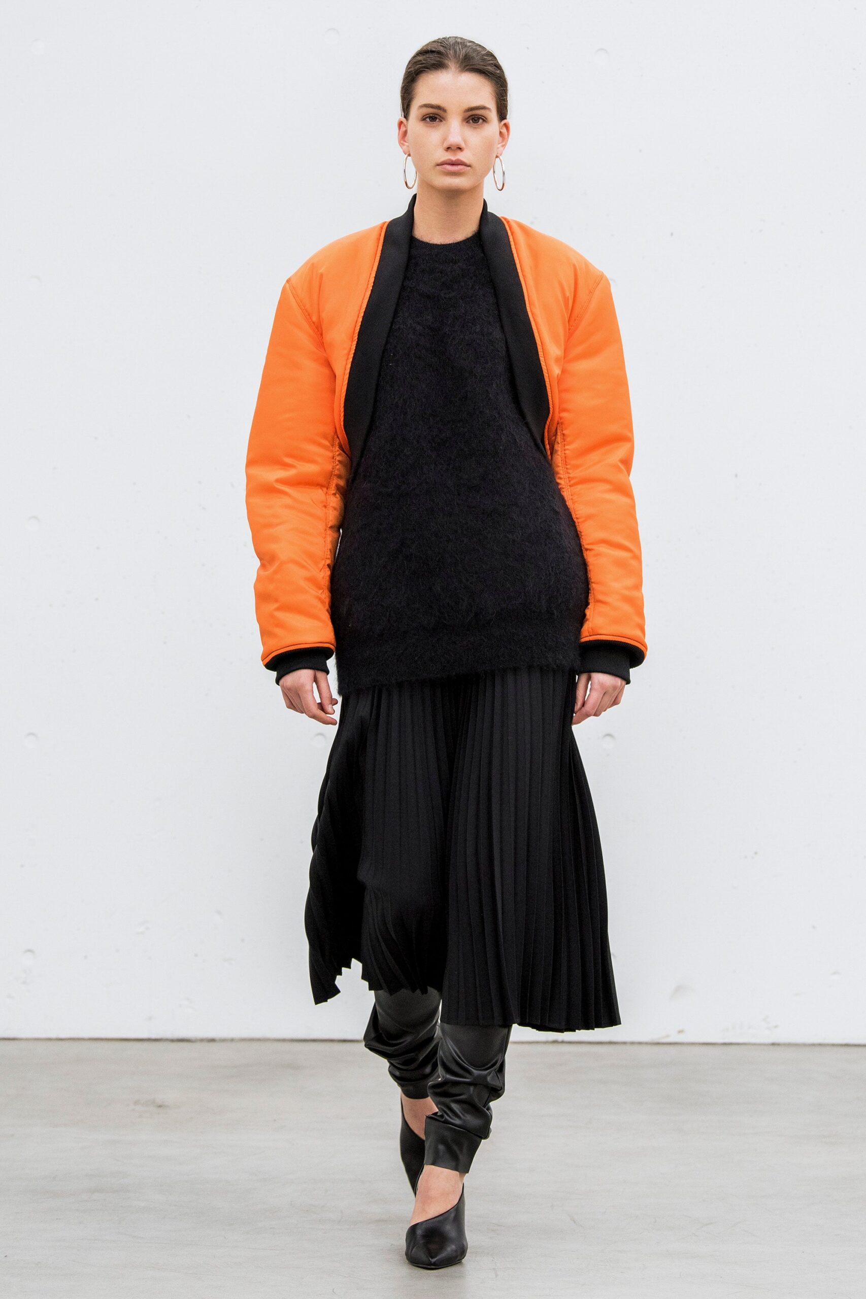 Hyke Tokyo F/W 18 Look 26