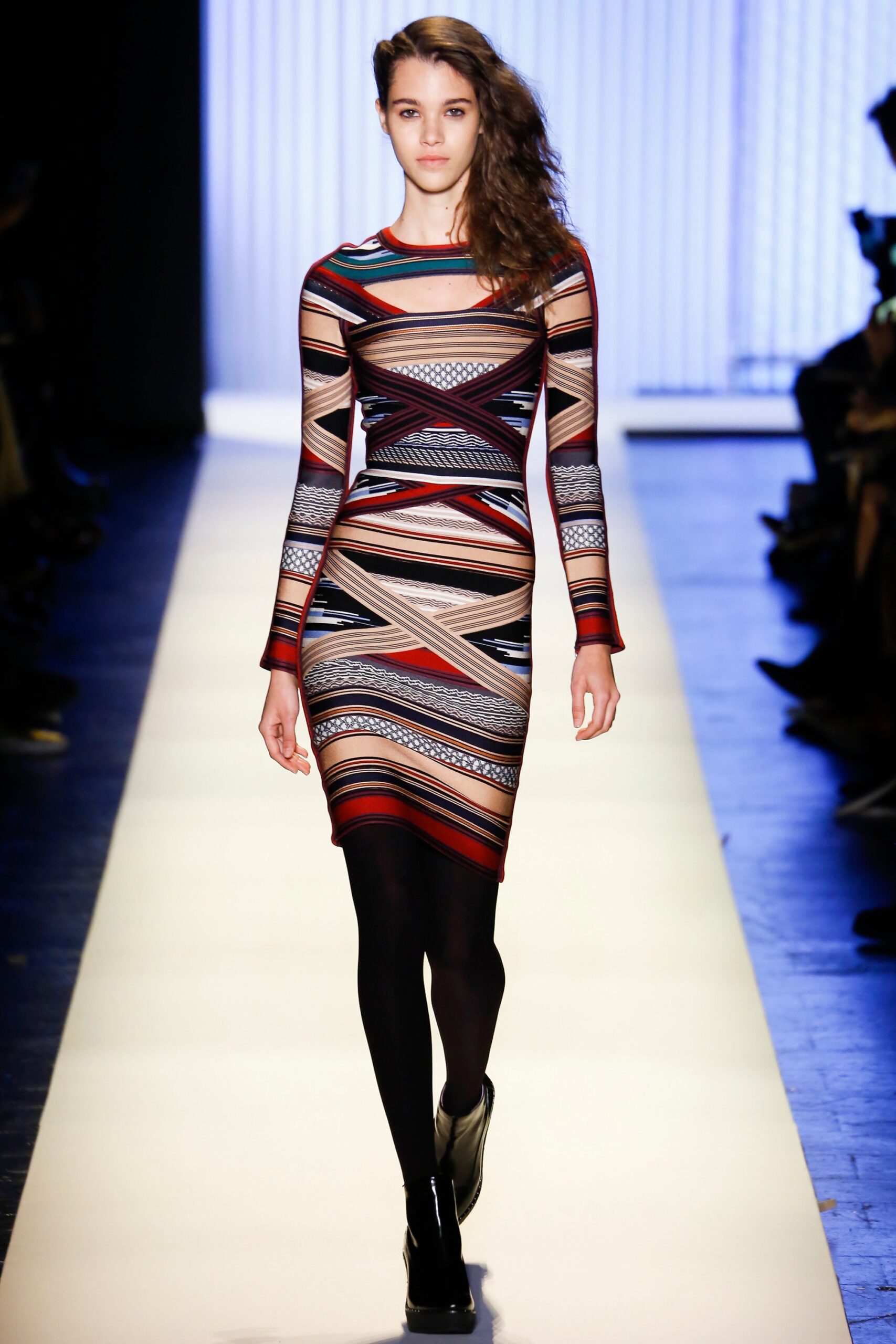 Hervé Léger by Max Azria F/W 16 Look 5