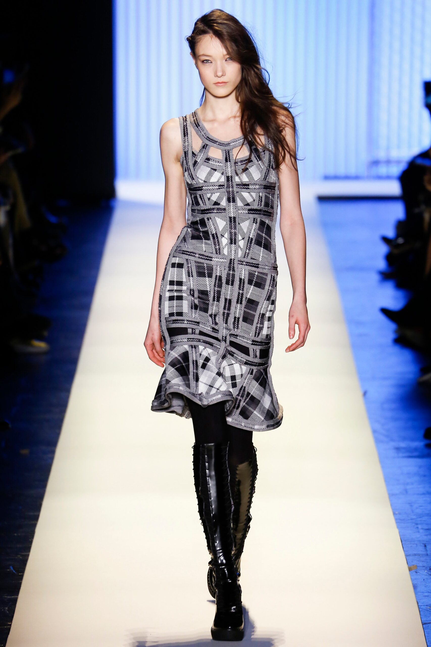 Hervé Léger by Max Azria F/W 16 Look 8