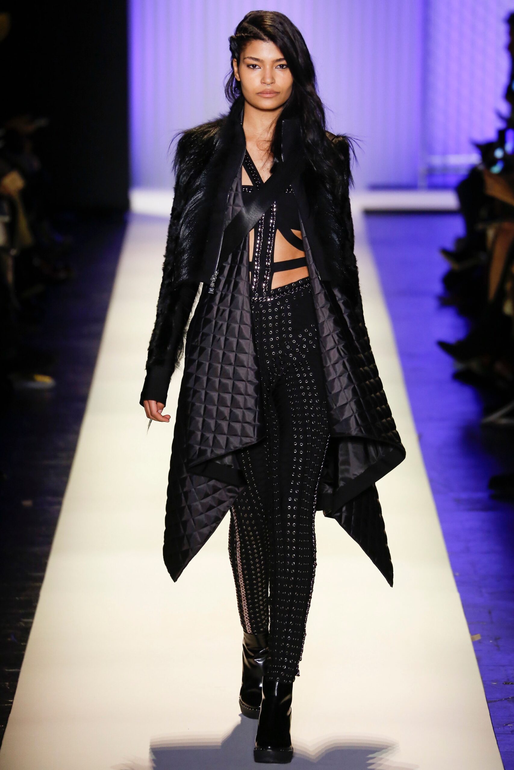 Hervé Léger by Max Azria F/W 16 Look 17