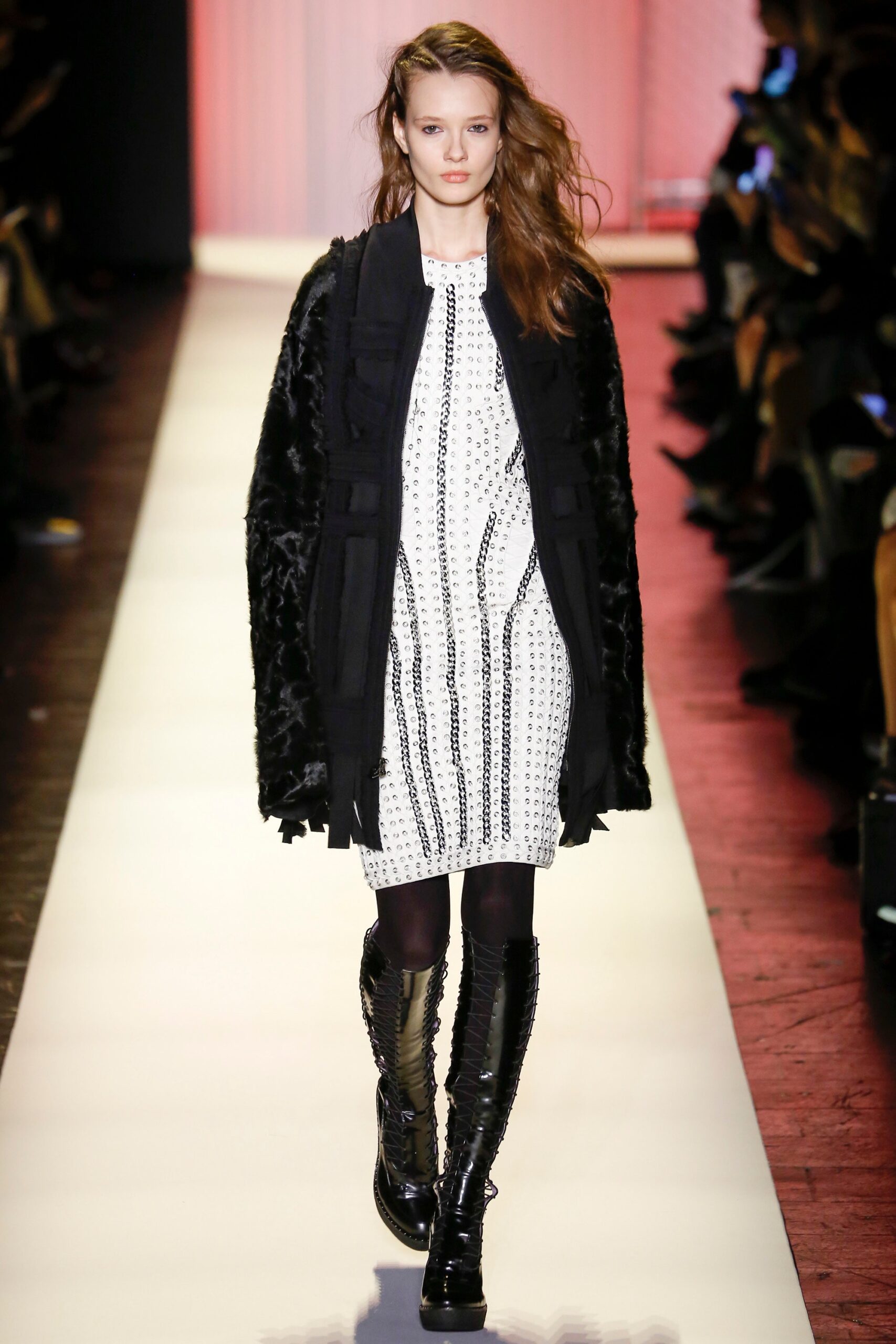 Hervé Léger by Max Azria F/W 16 Look 27