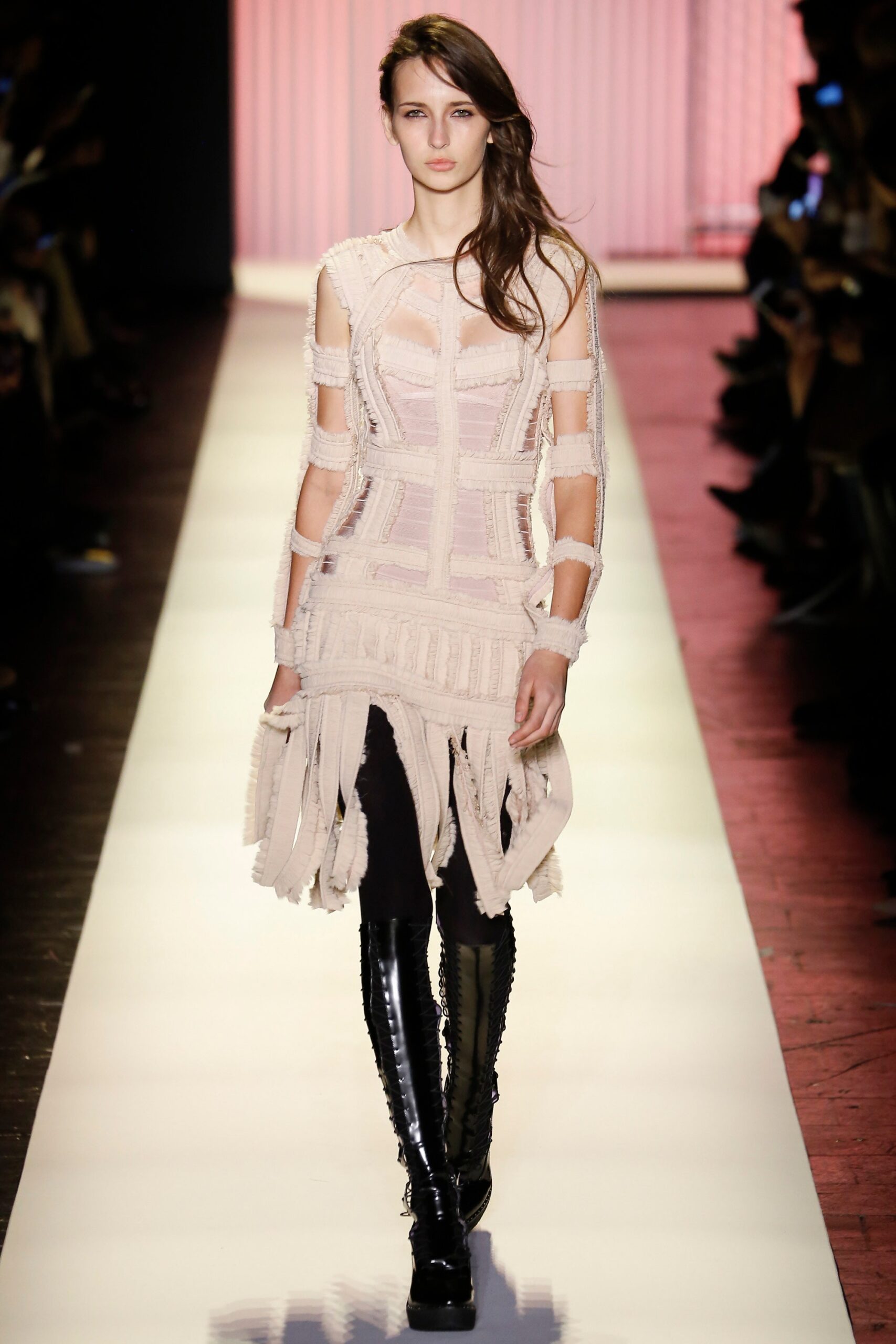Hervé Léger by Max Azria F/W 16 Look 30