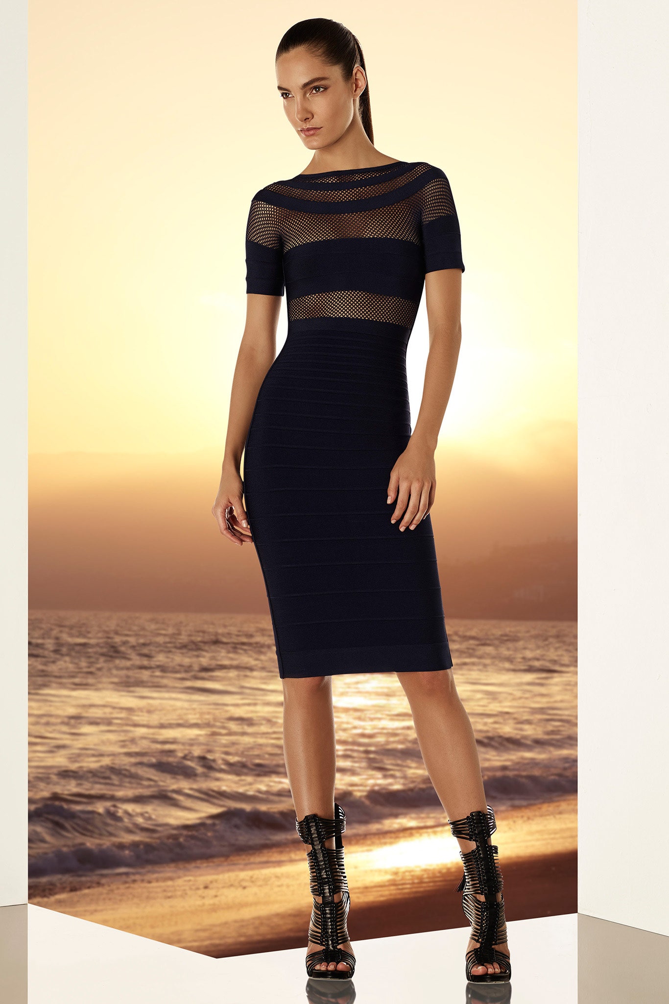 Hervé Léger by Max Azria Resort 15 Look 27