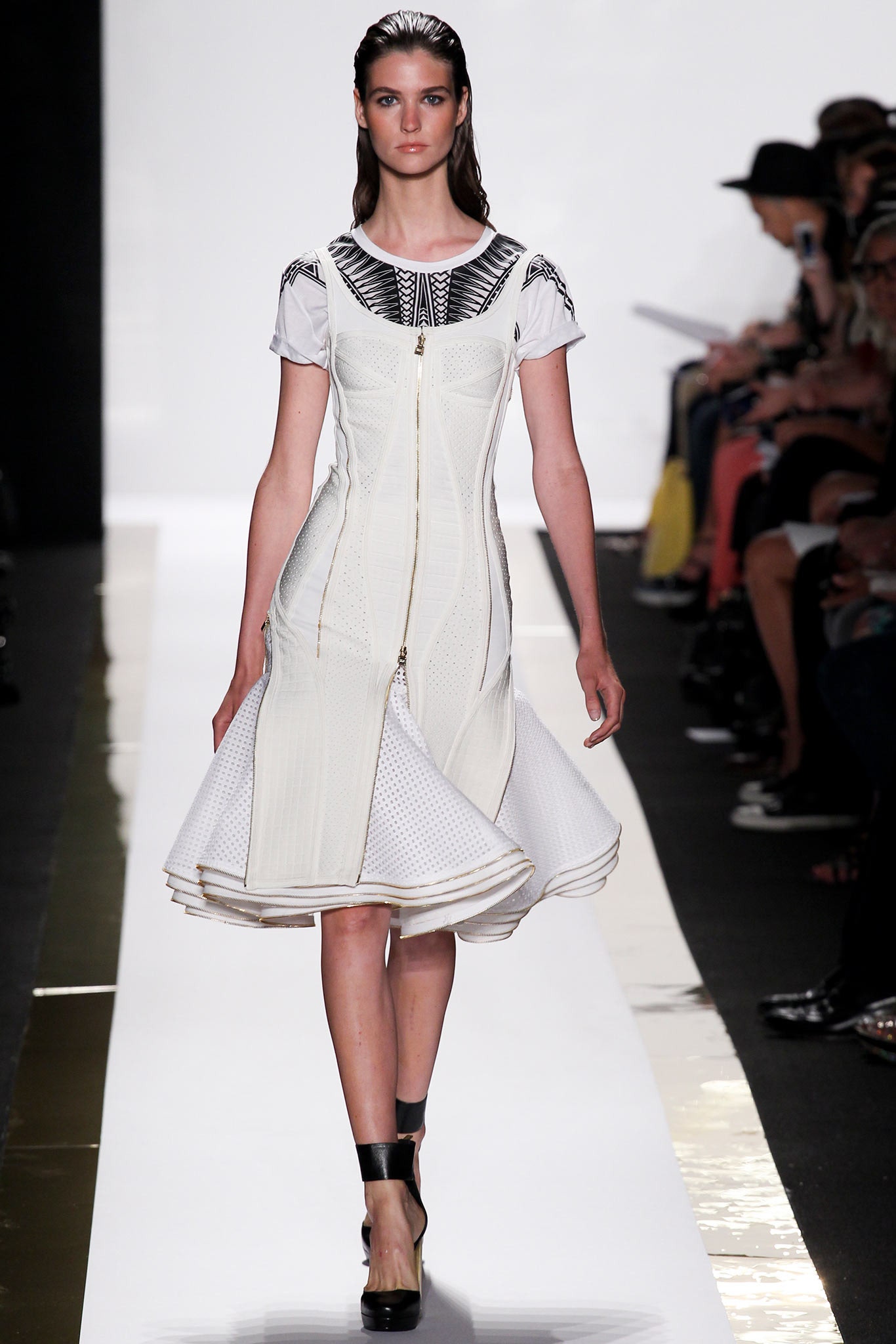 Hervé Léger by Max Azria Spring 2014 Ready-to-Wear