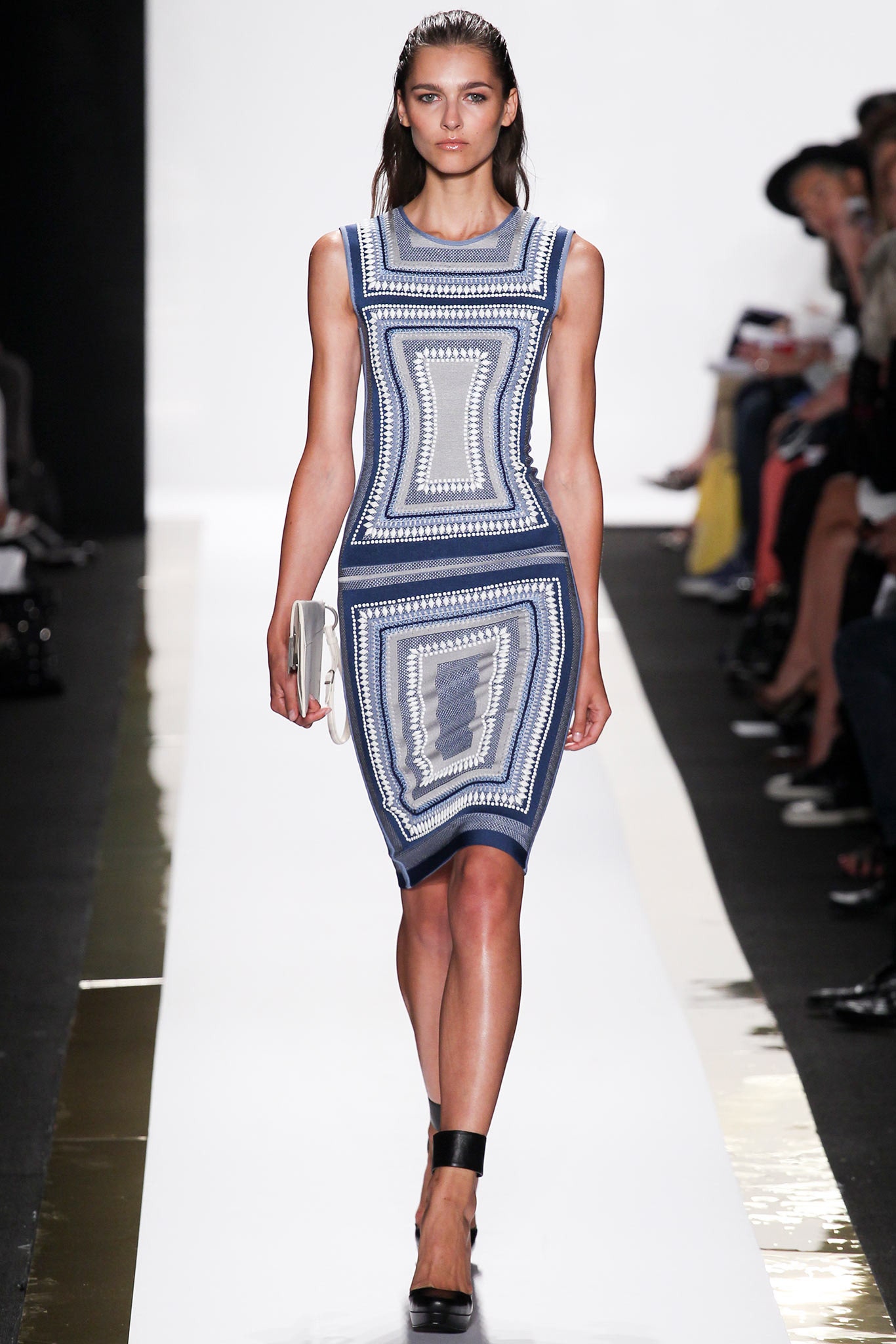 Hervé Léger by Max Azria S/S 14 Look 7