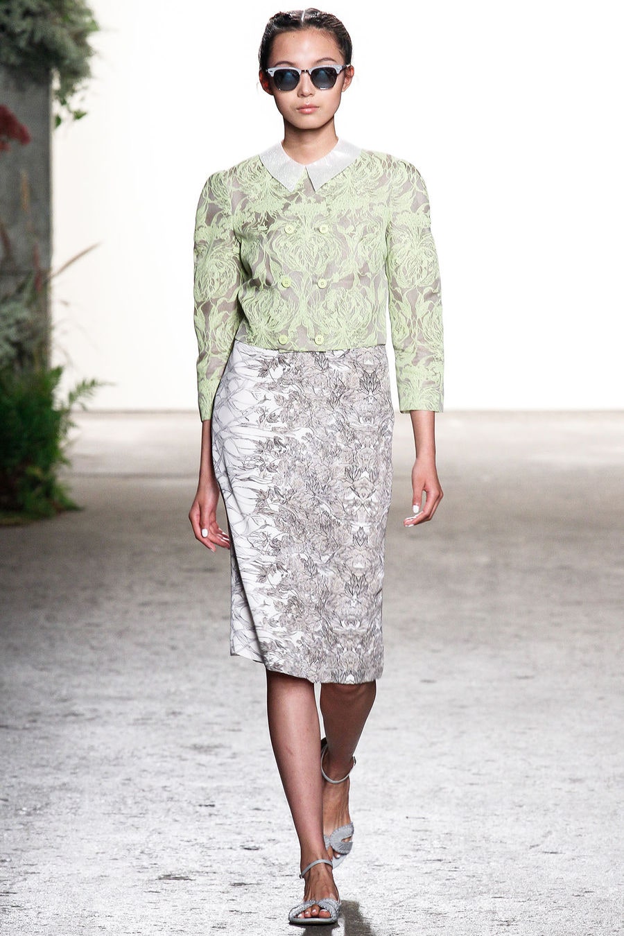 Honor Spring 2013 Ready-to-Wear