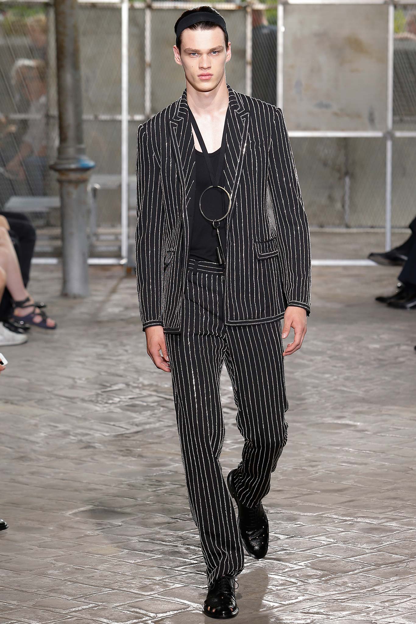 Givenchy S/S 16 Menswear Look 10