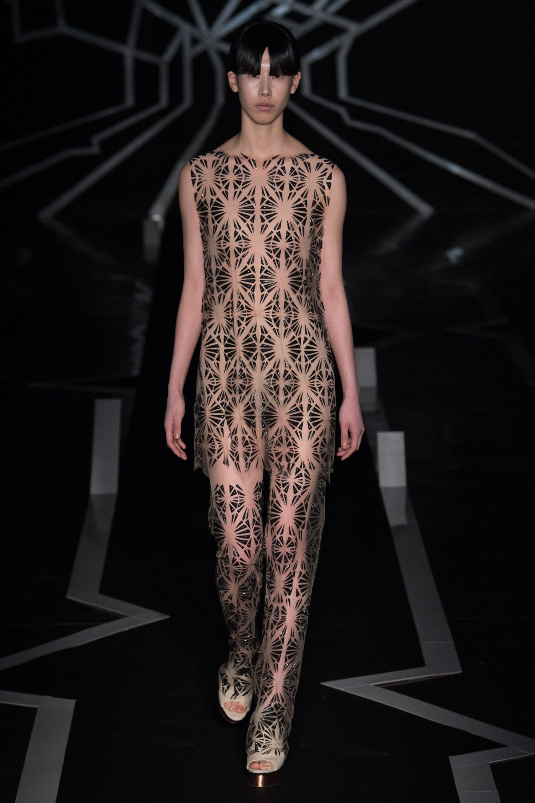 Iris van Herpen S/S 17 Couture Look 7