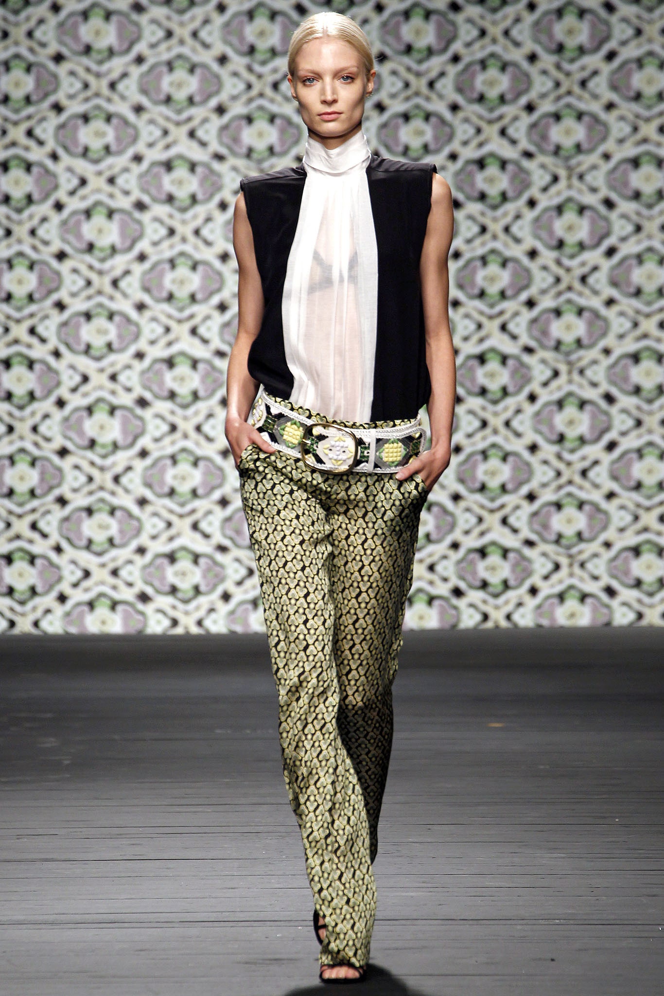 Iceberg S/S 13 Look 7