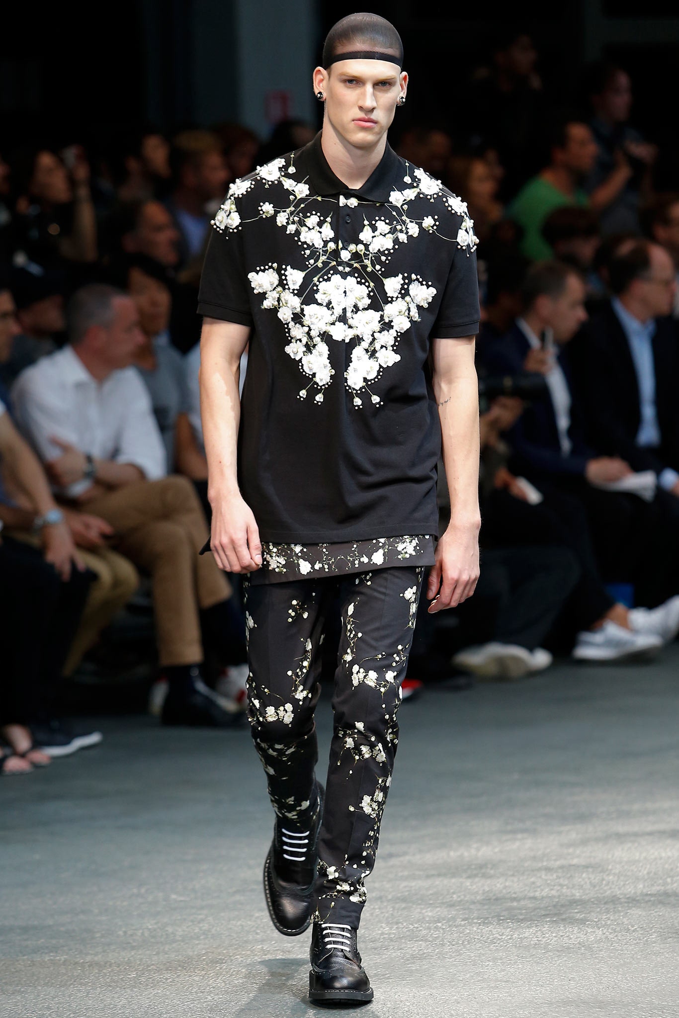 Givenchy S/S 15 Menswear Look 28