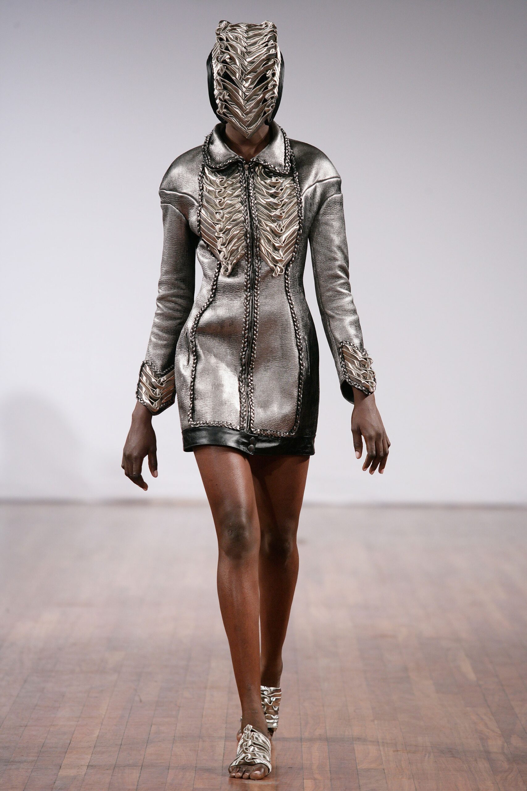 Iris van Herpen S/S 10 Look 10
