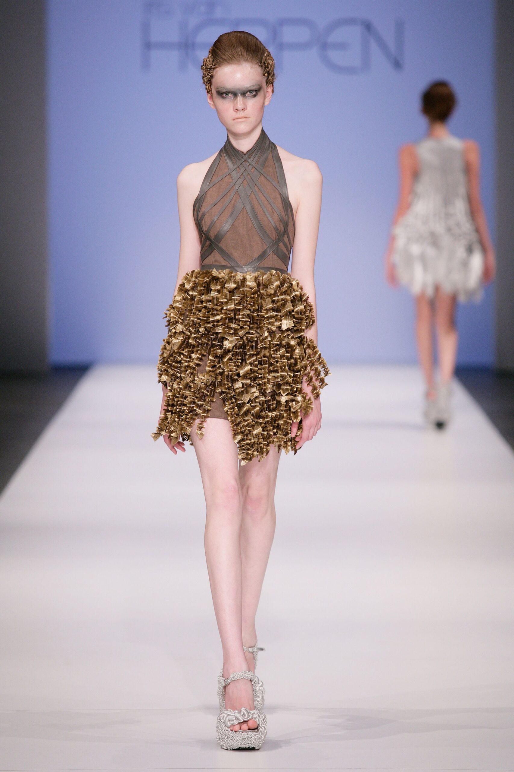 Iris van Herpen S/S 09 Look 4
