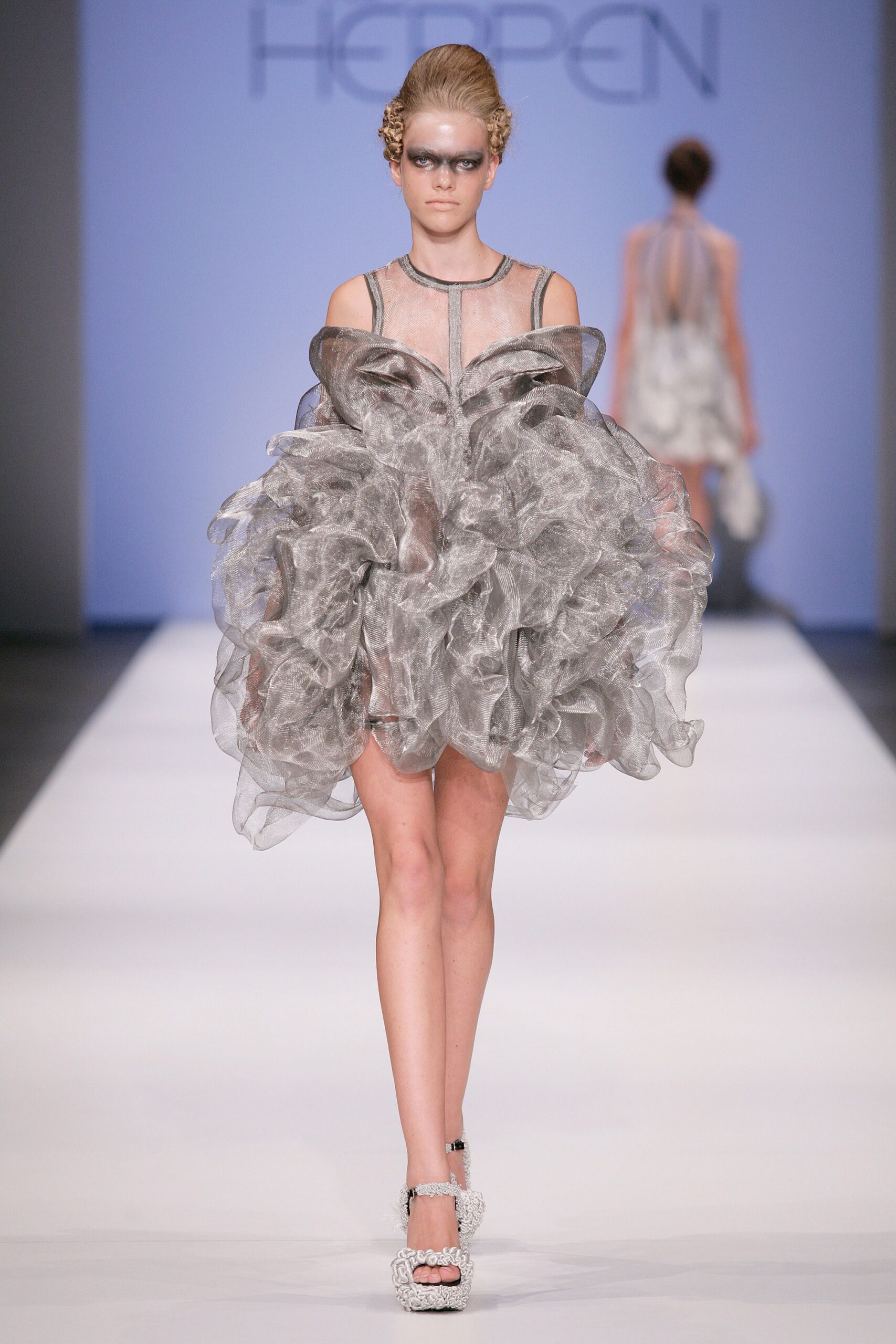 Iris van Herpen S/S 09 Look 13