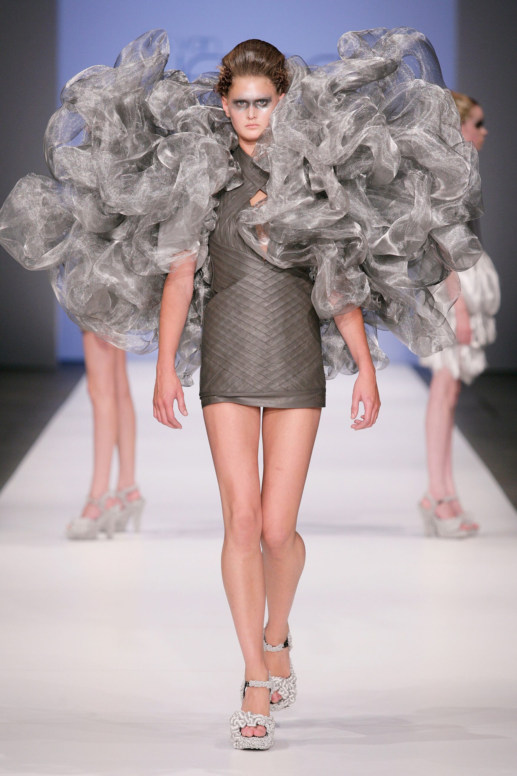 Iris van Herpen S/S 09 Look 19