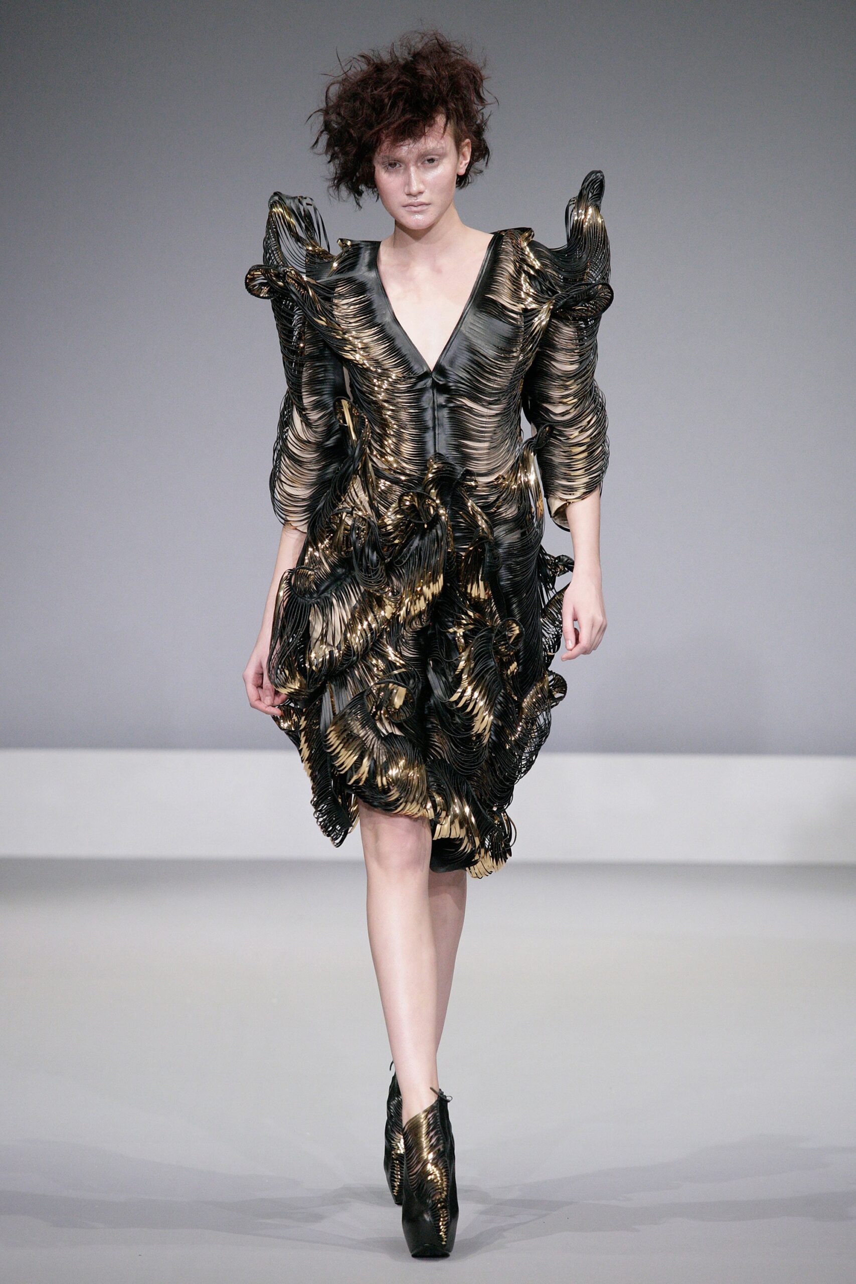 Iris van Herpen F/W 10 Look 15