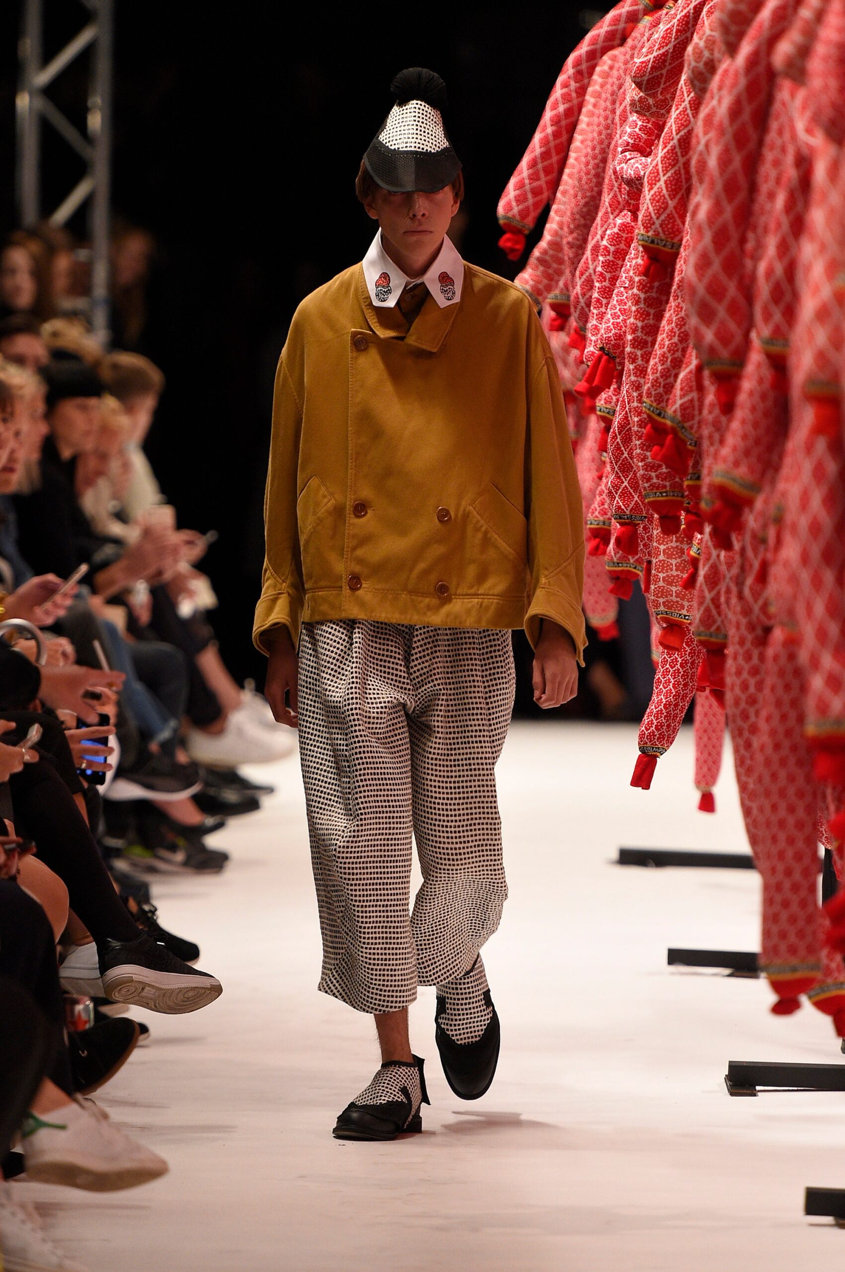 Henrik Vibskov Copenhagen S/S 17 Look 21