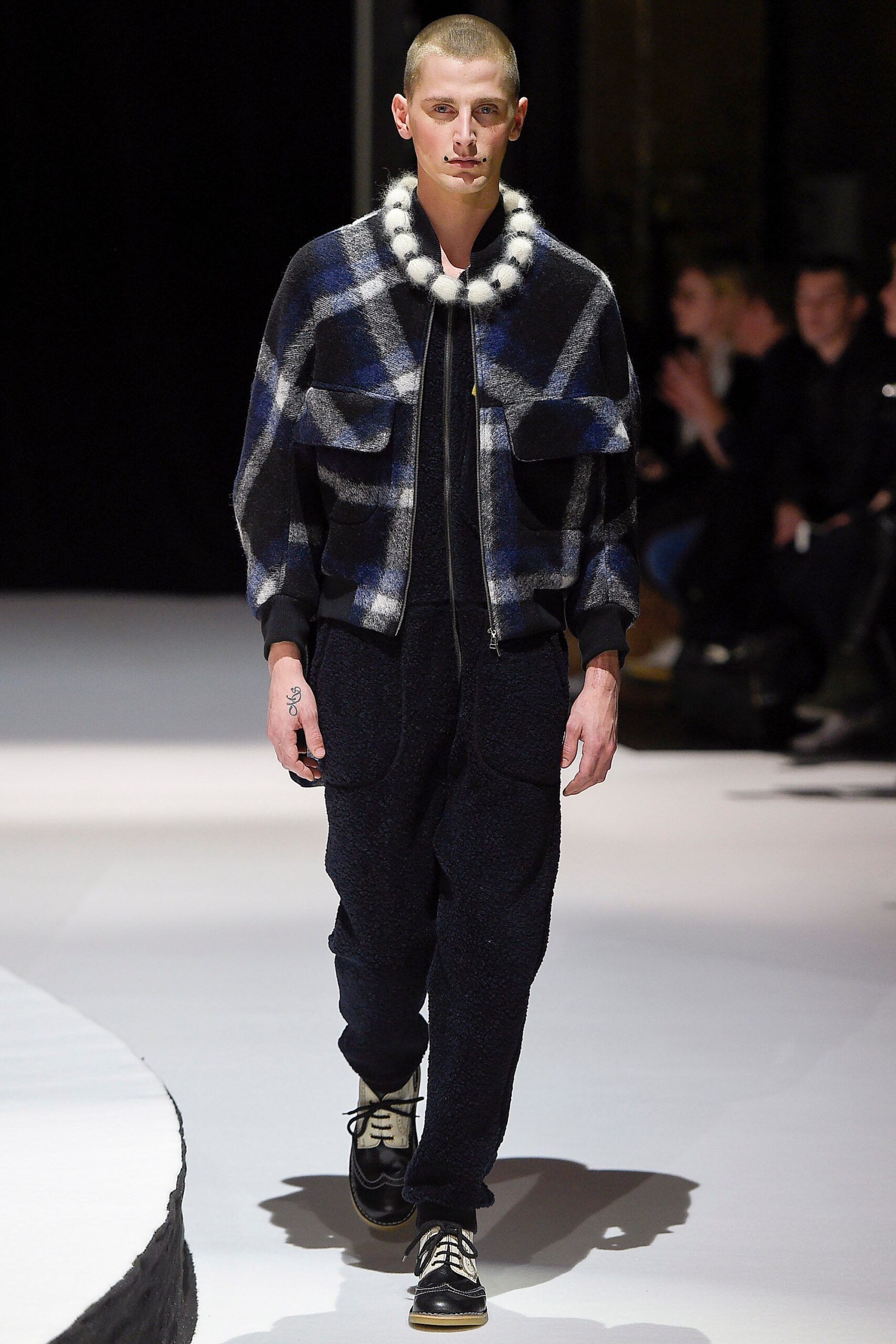 Henrik Vibskov Copenhagen F/W 17 Look 21