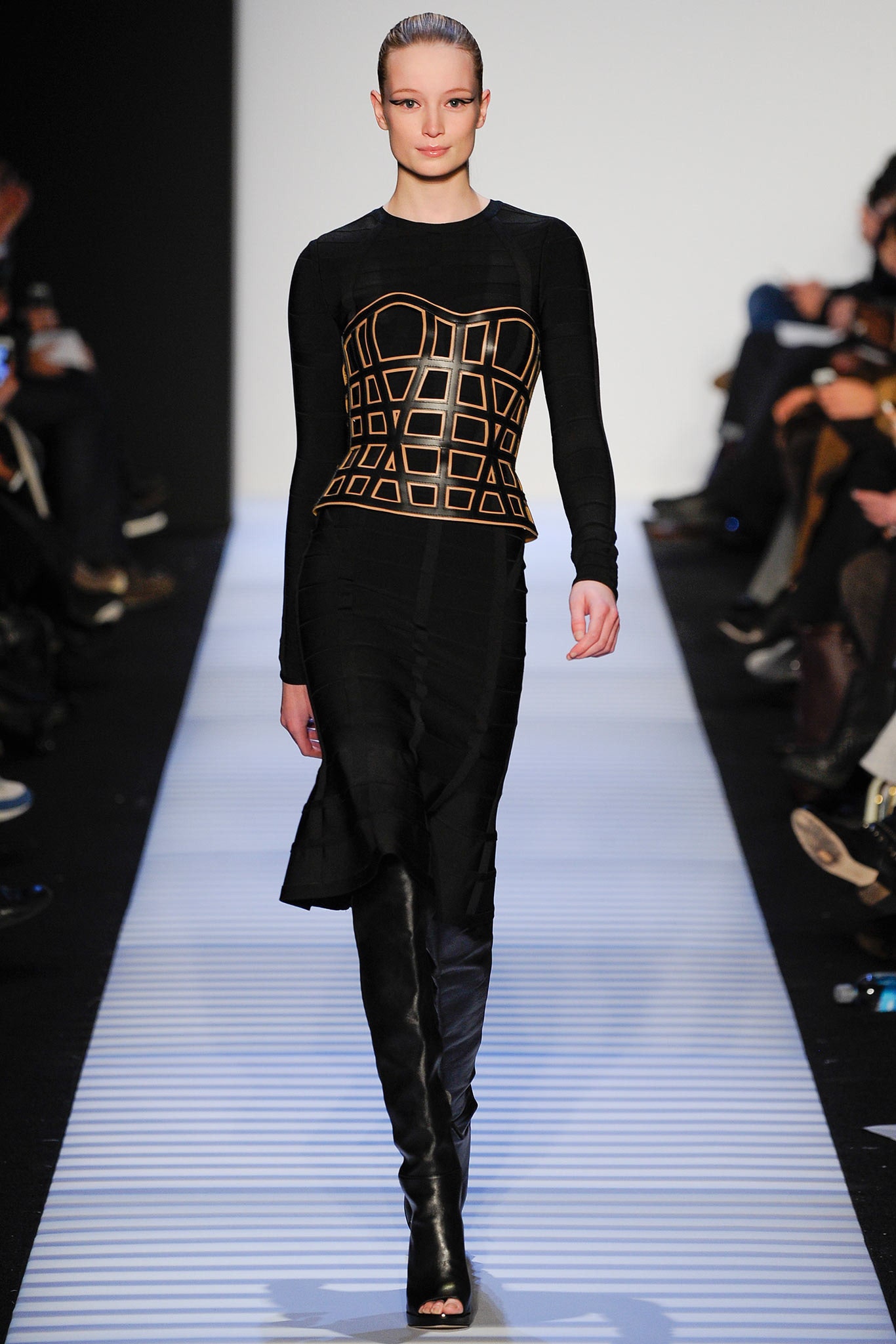 Hervé Léger by Max Azria F/W 14 Look 4